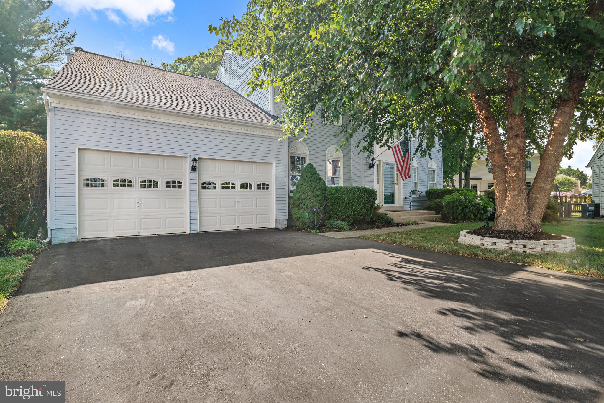 WELLINGTON/CLOVERHILL - Residential