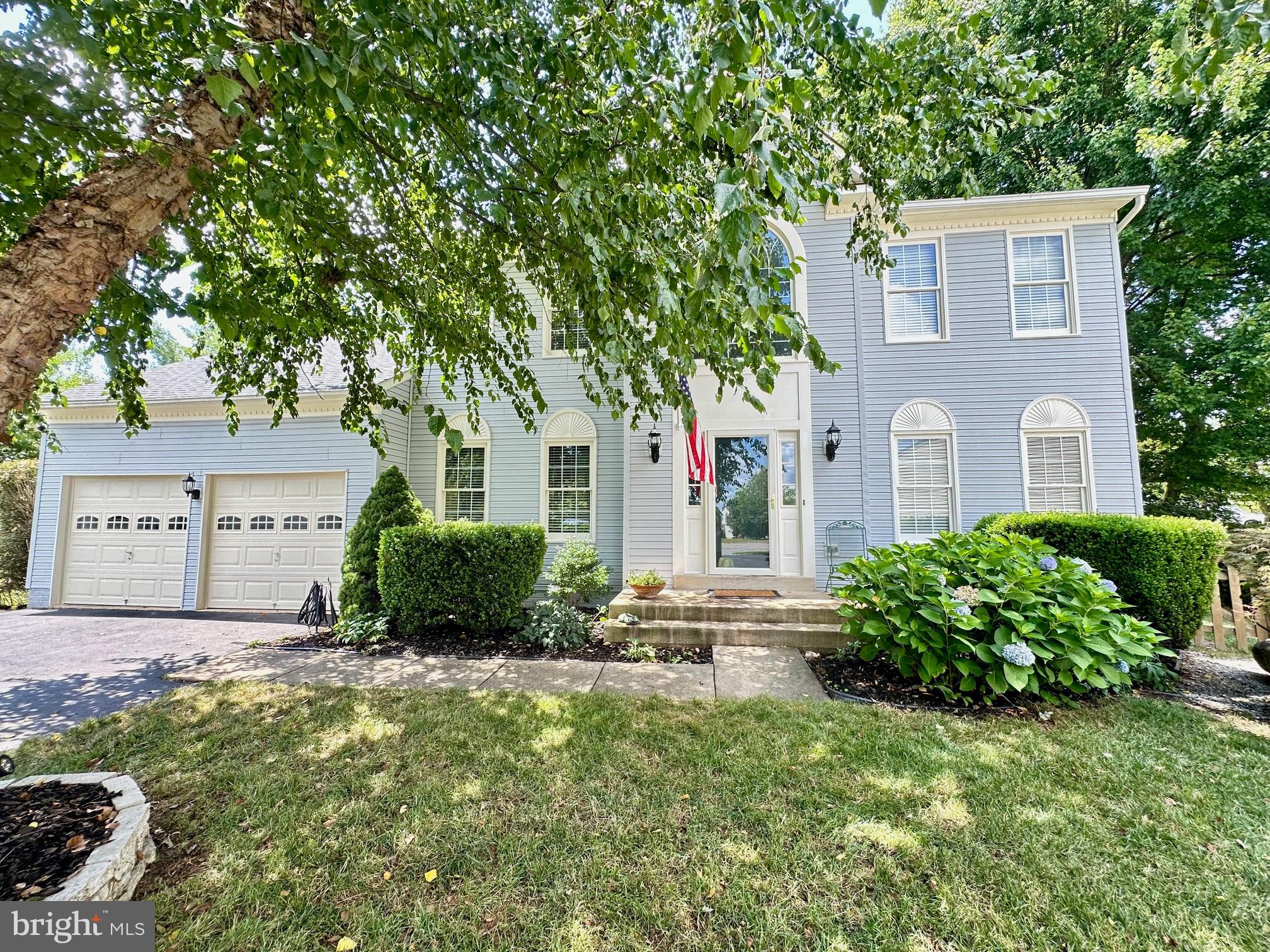 WELLINGTON/CLOVERHILL - Residential