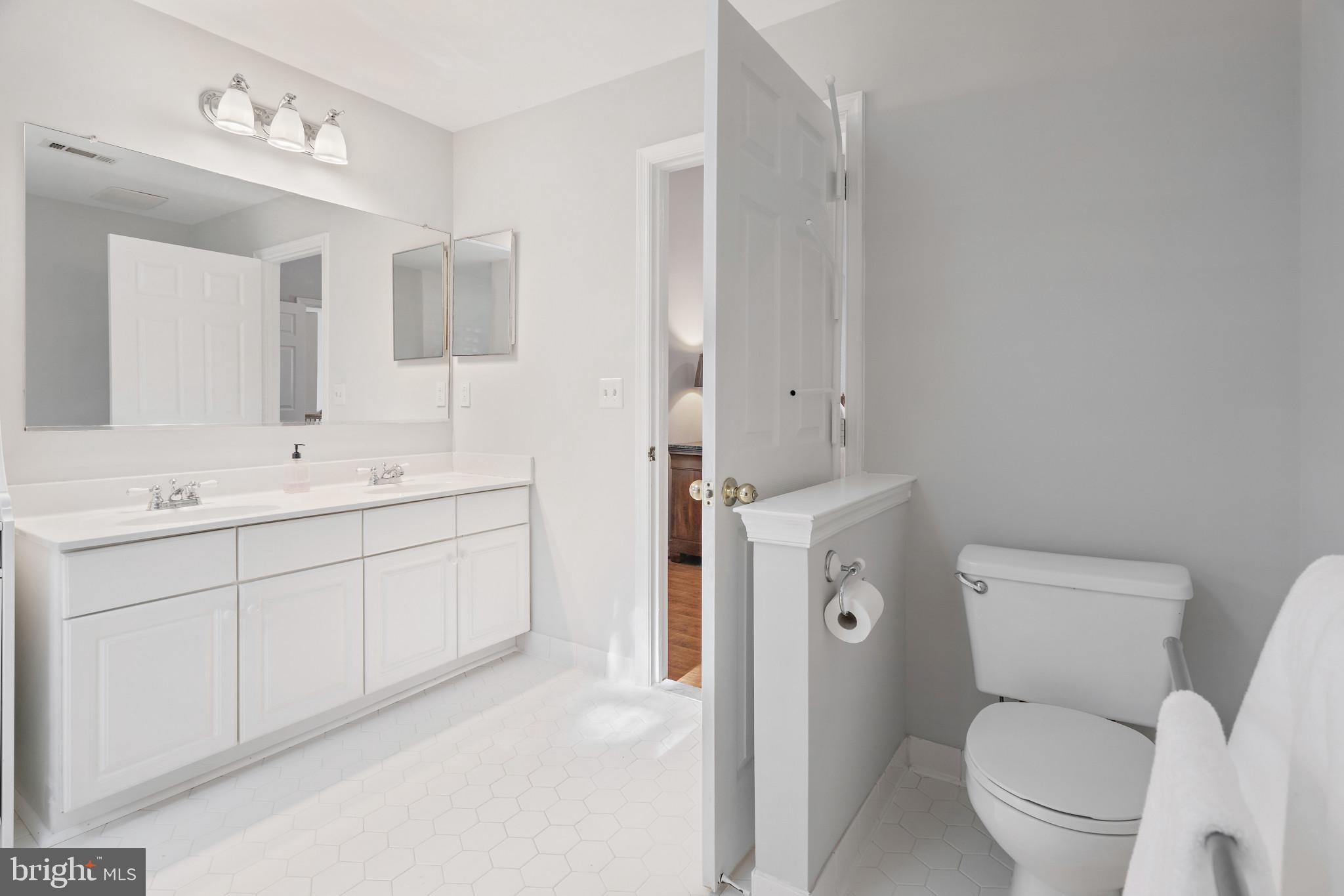 WELLINGTON/CLOVERHILL - Residential