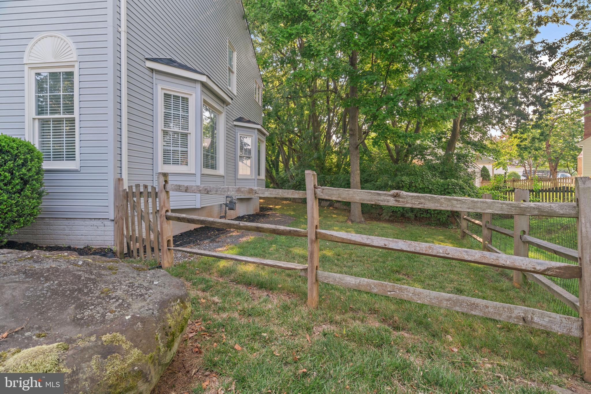 WELLINGTON/CLOVERHILL - Residential