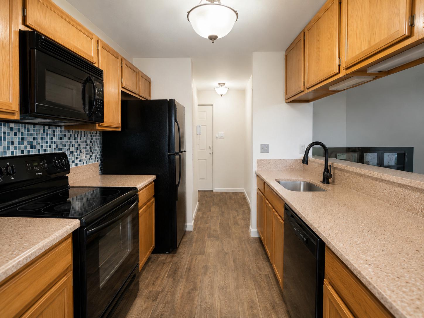 ROSECROFT COMMONS - Residential