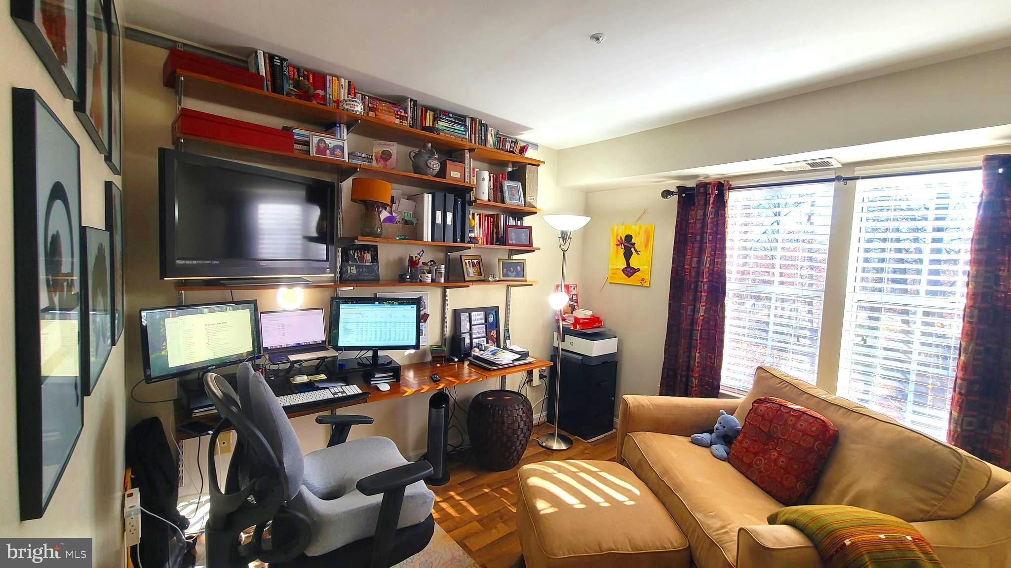 ROSECROFT COMMONS - Residential