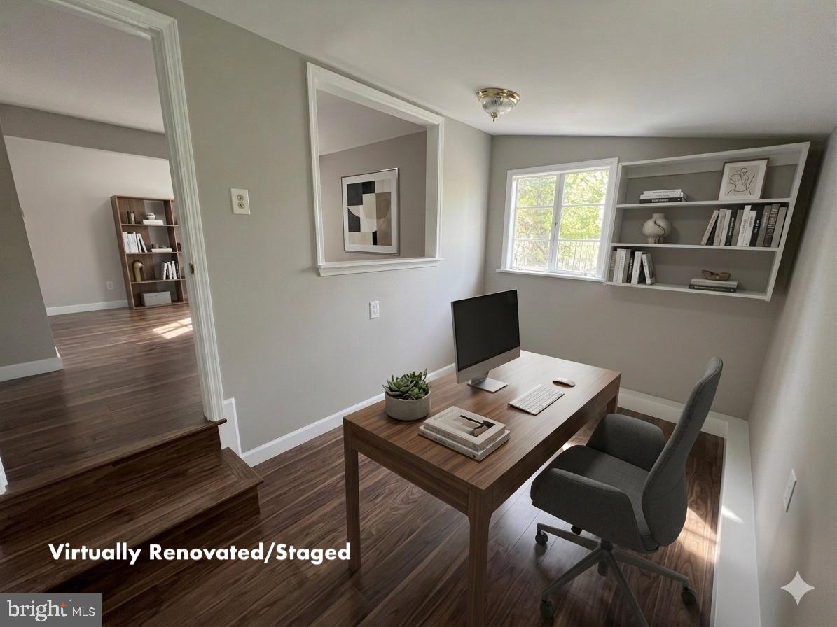 HOLMES RUN PARK - Residential