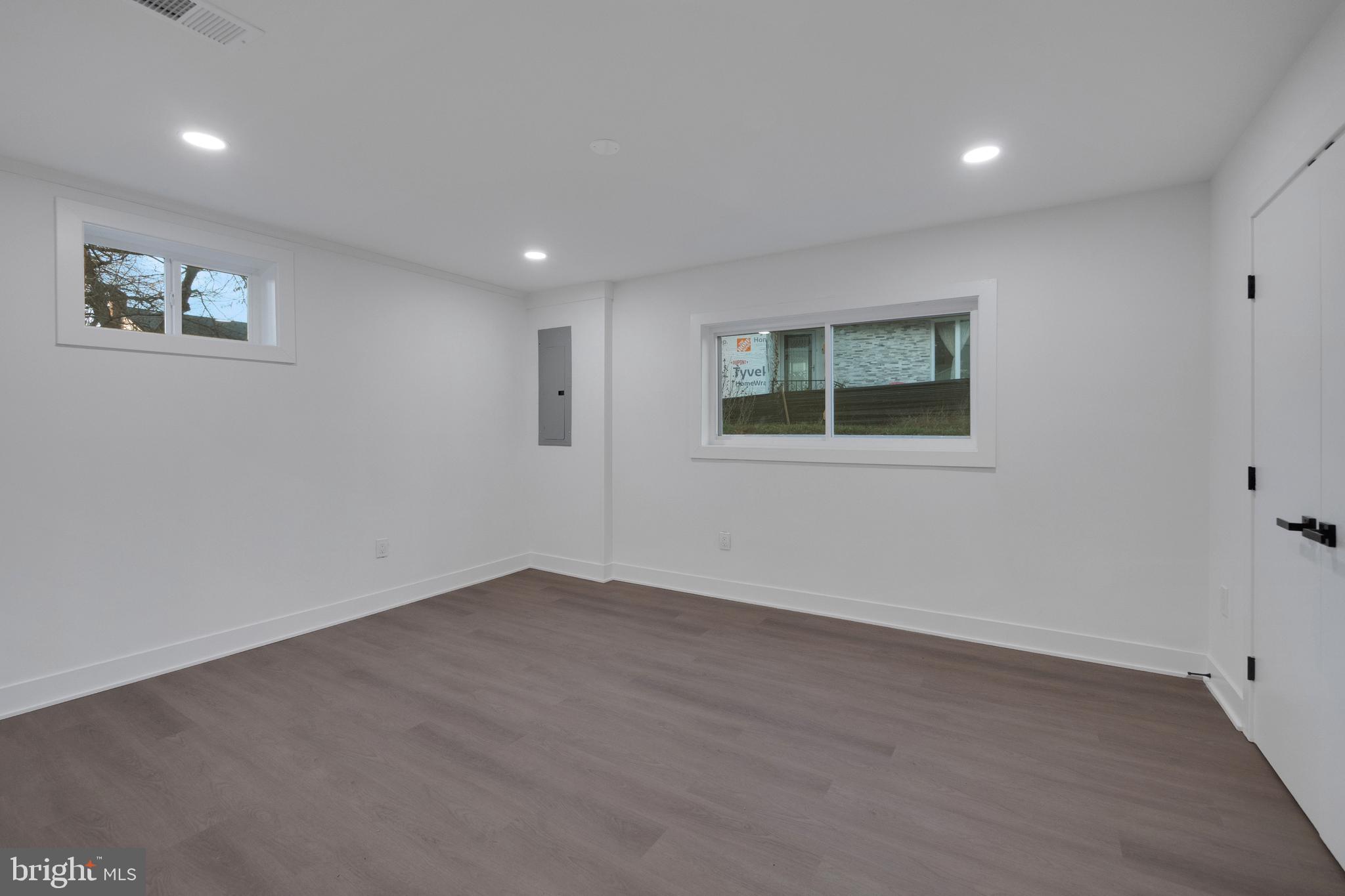 ASHBURTON - Residential Lease