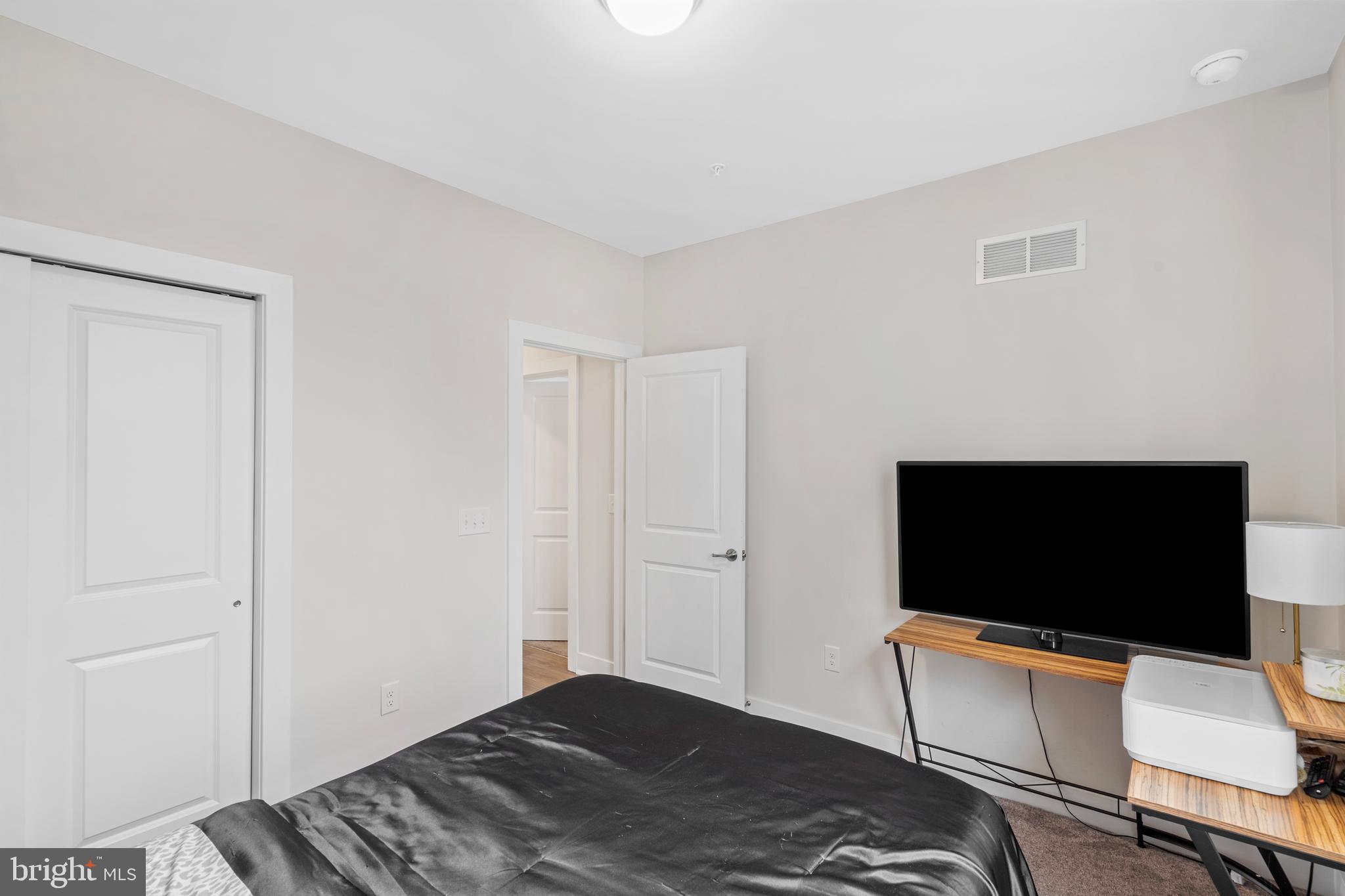 WATERSIDE - Residential Lease