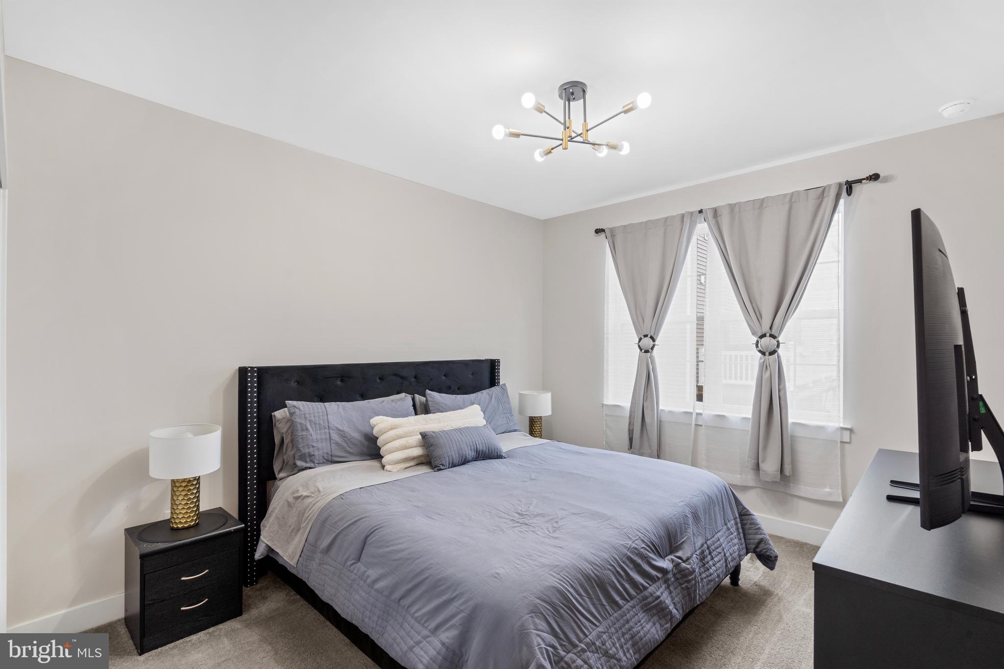 WATERSIDE - Residential Lease