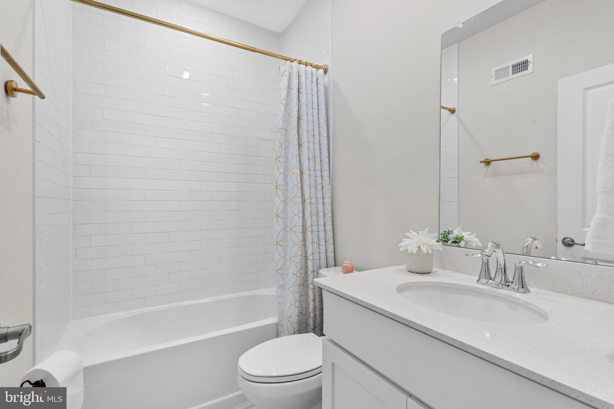 WATERSIDE - Residential Lease