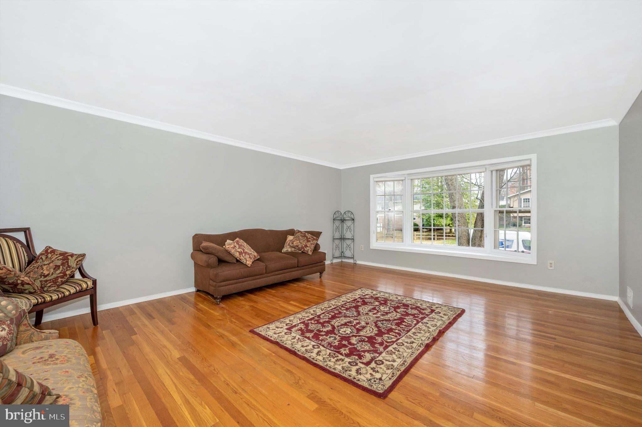 BEL PRE WOODS - Residential