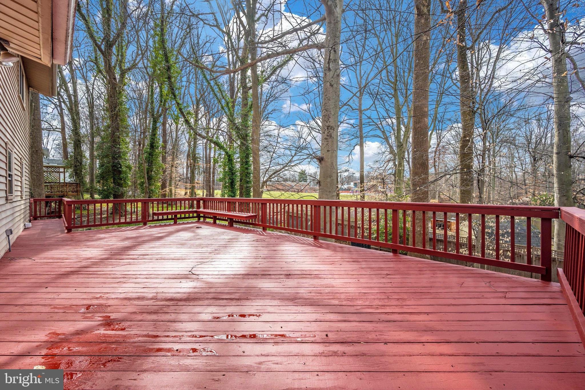 BEL PRE WOODS - Residential