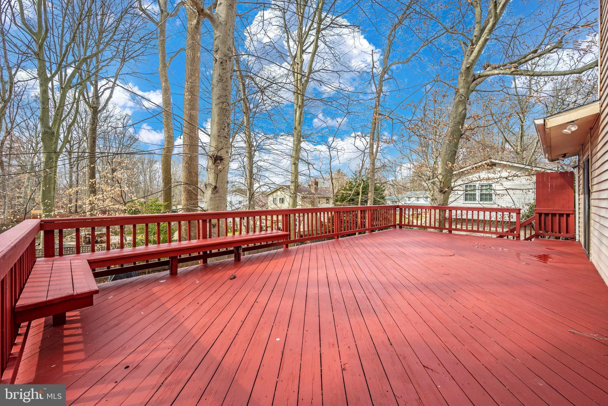 BEL PRE WOODS - Residential