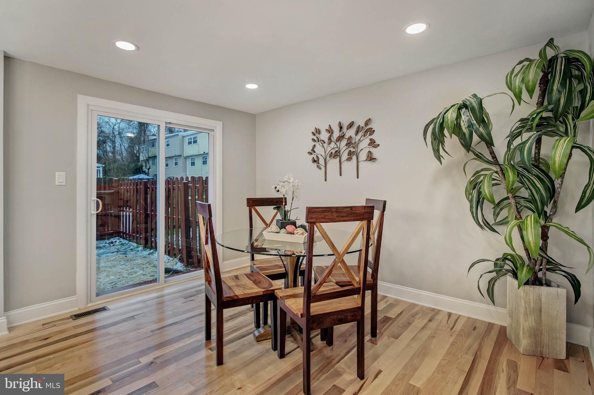 WESTHAMPTON TOWNHOUSES P - Residential