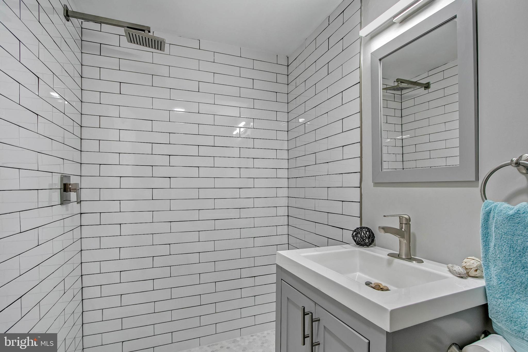 WESTHAMPTON TOWNHOUSES P - Residential