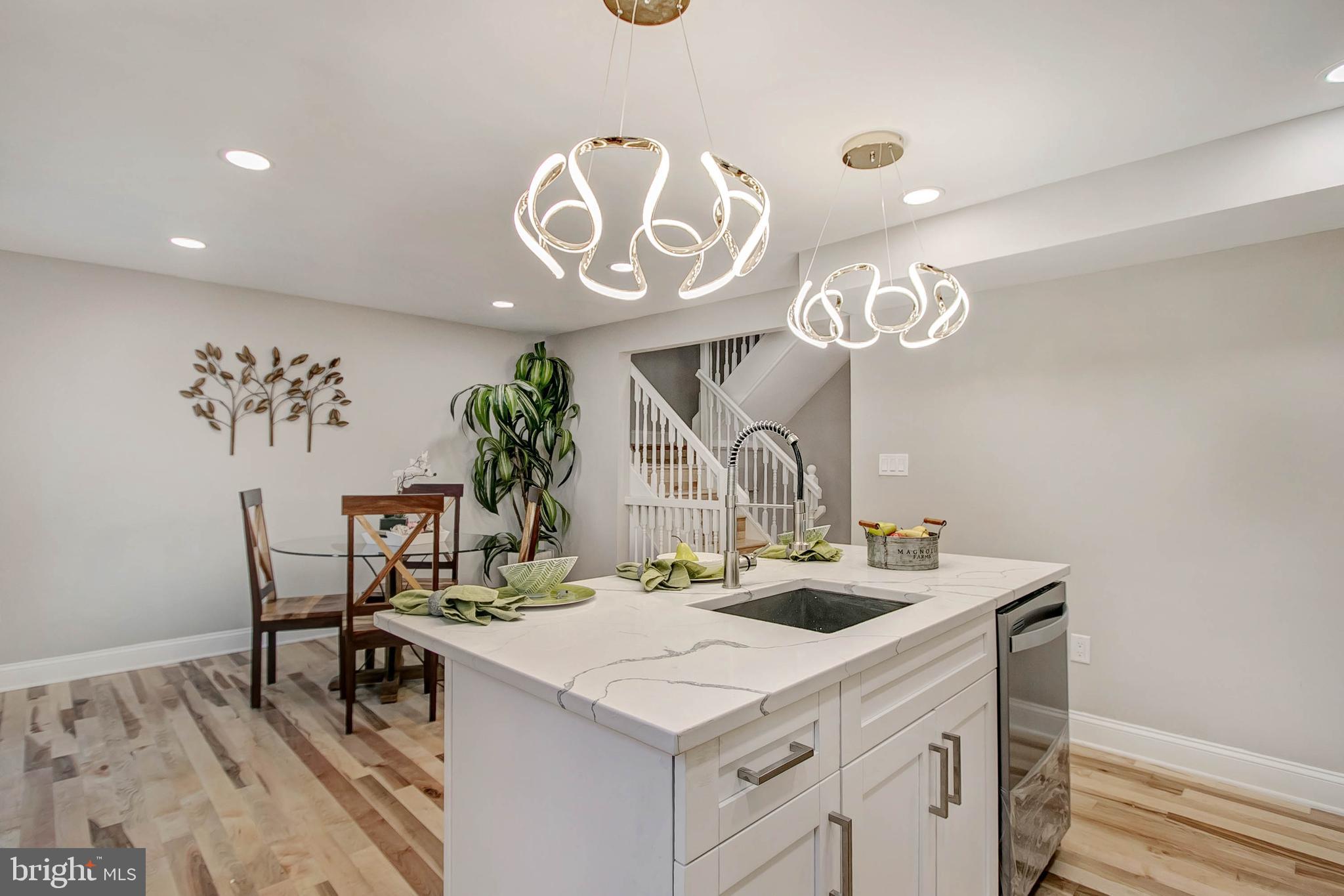 WESTHAMPTON TOWNHOUSES P - Residential