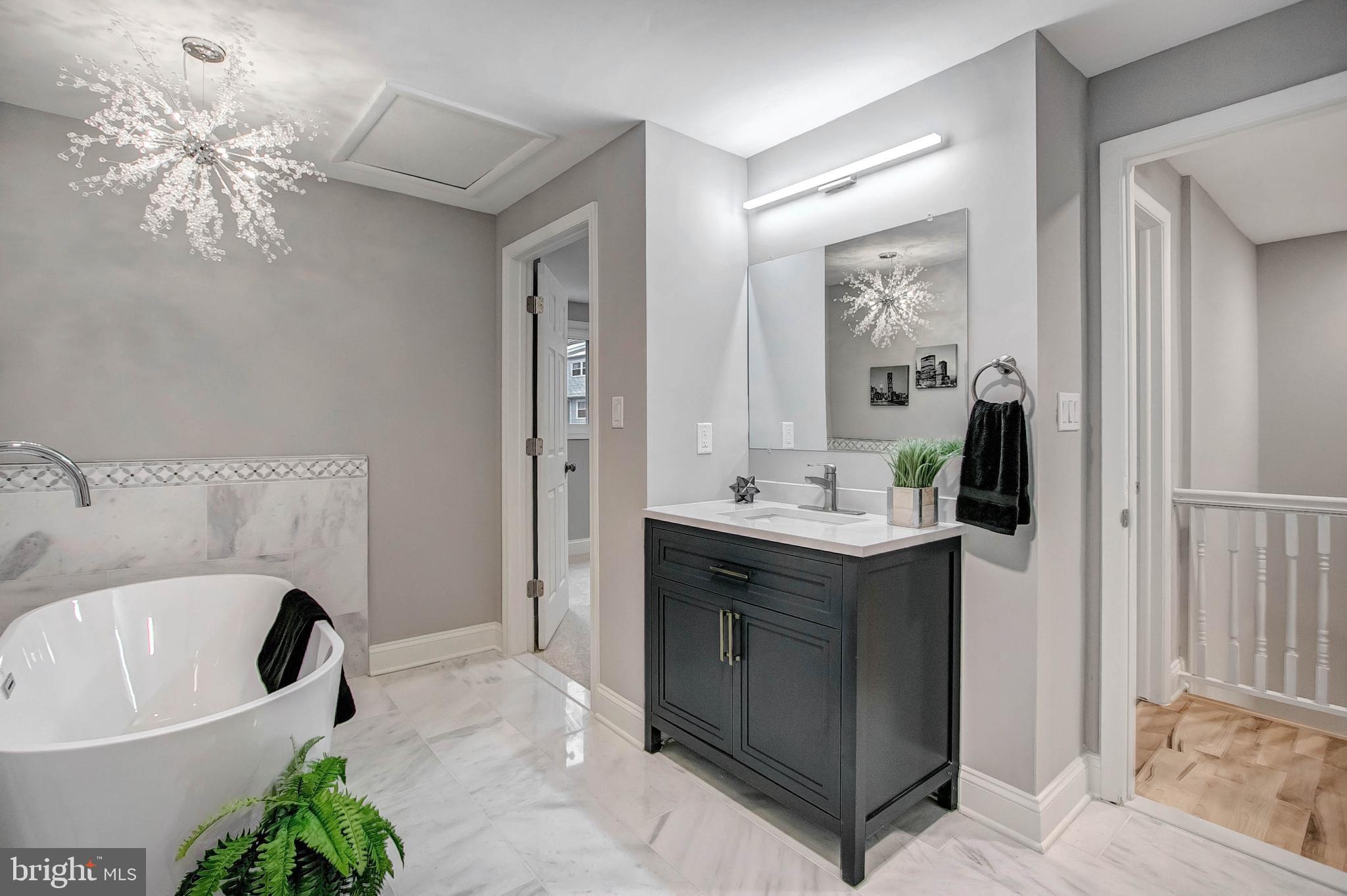 WESTHAMPTON TOWNHOUSES P - Residential