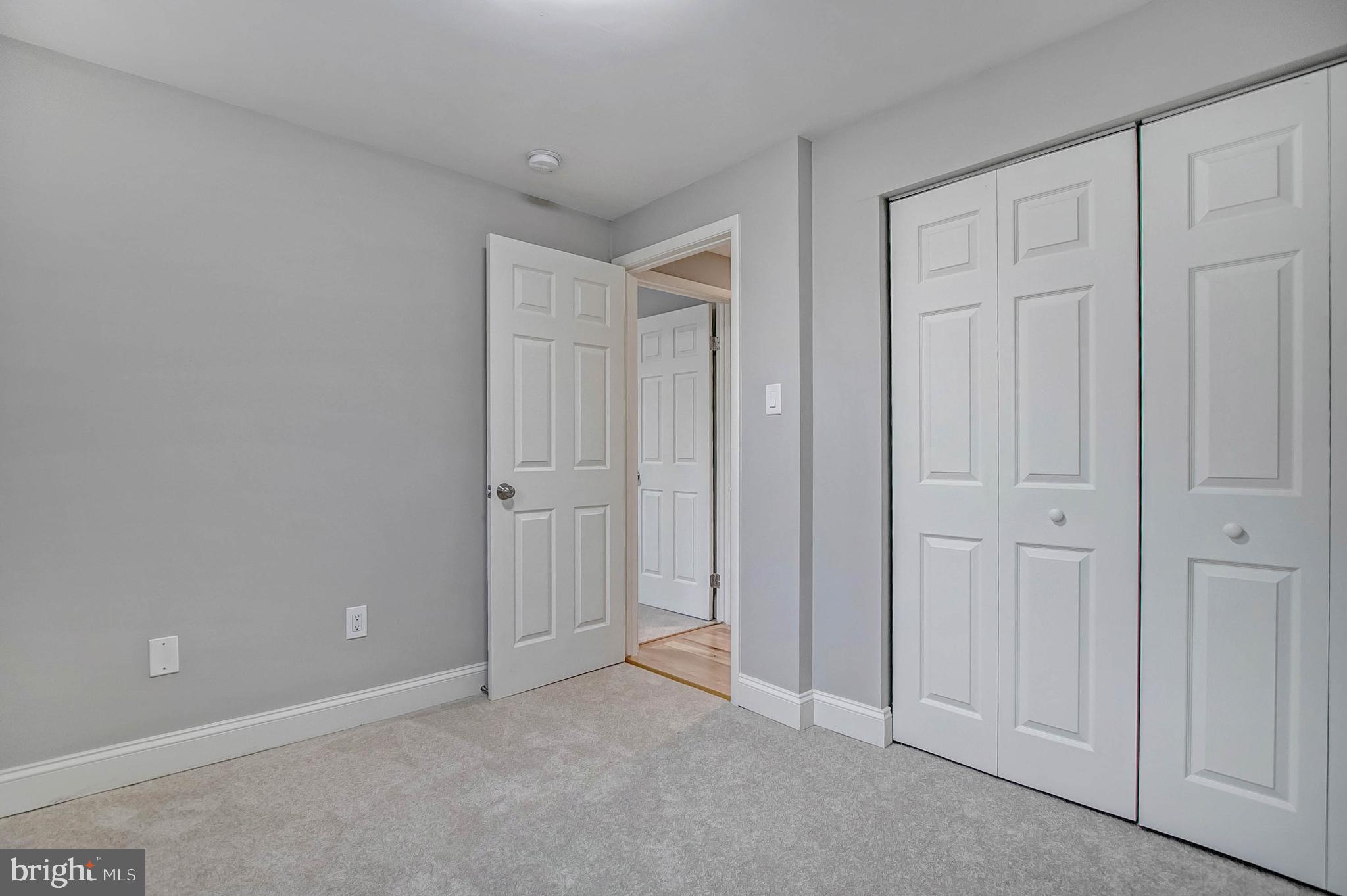 WESTHAMPTON TOWNHOUSES P - Residential