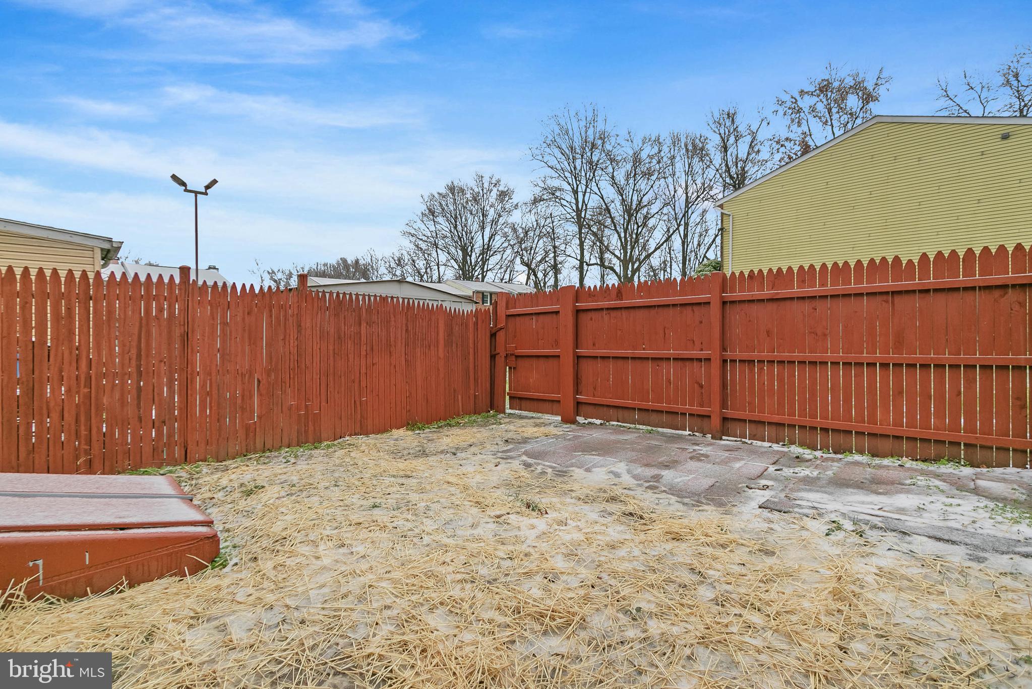 WESTHAMPTON TOWNHOUSES P - Residential