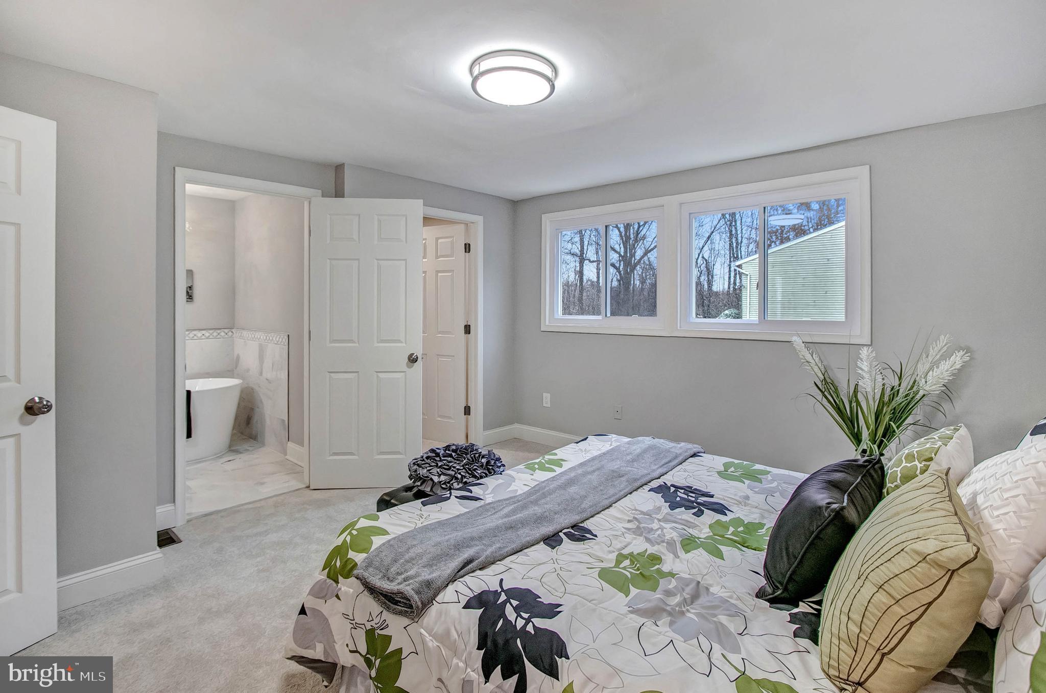 WESTHAMPTON TOWNHOUSES P - Residential