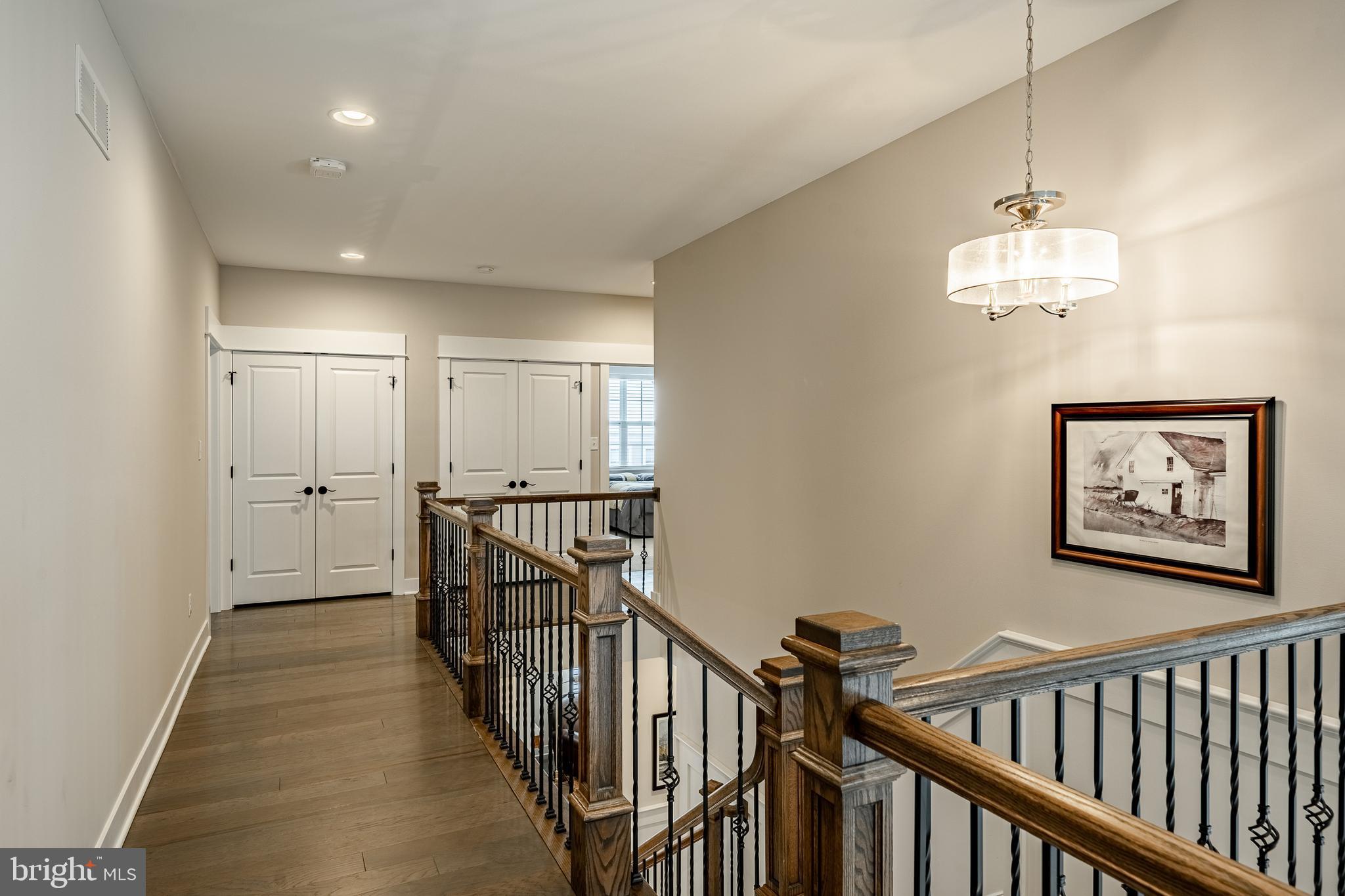 SPRING OAK - Residential