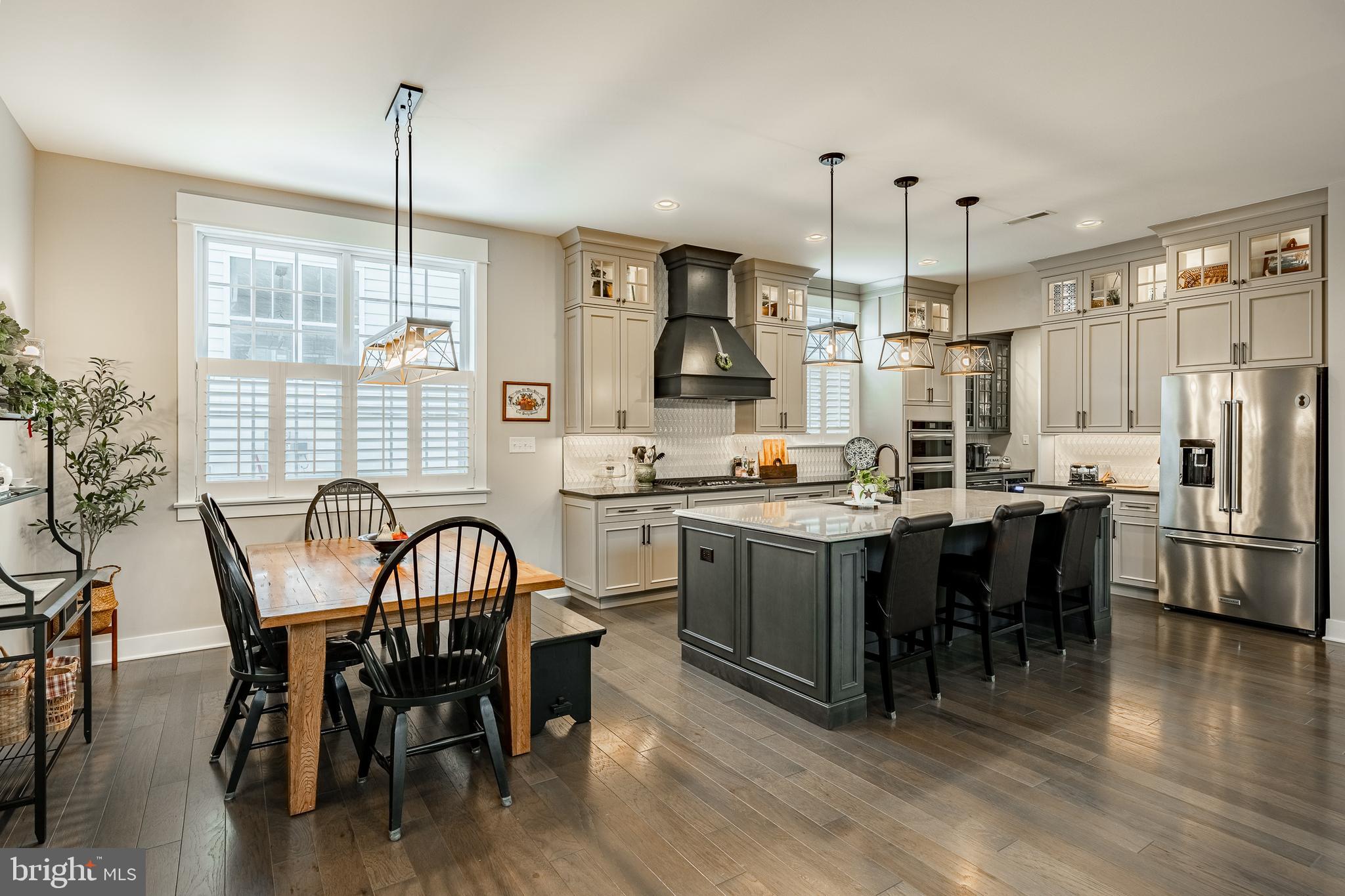 SPRING OAK - Residential