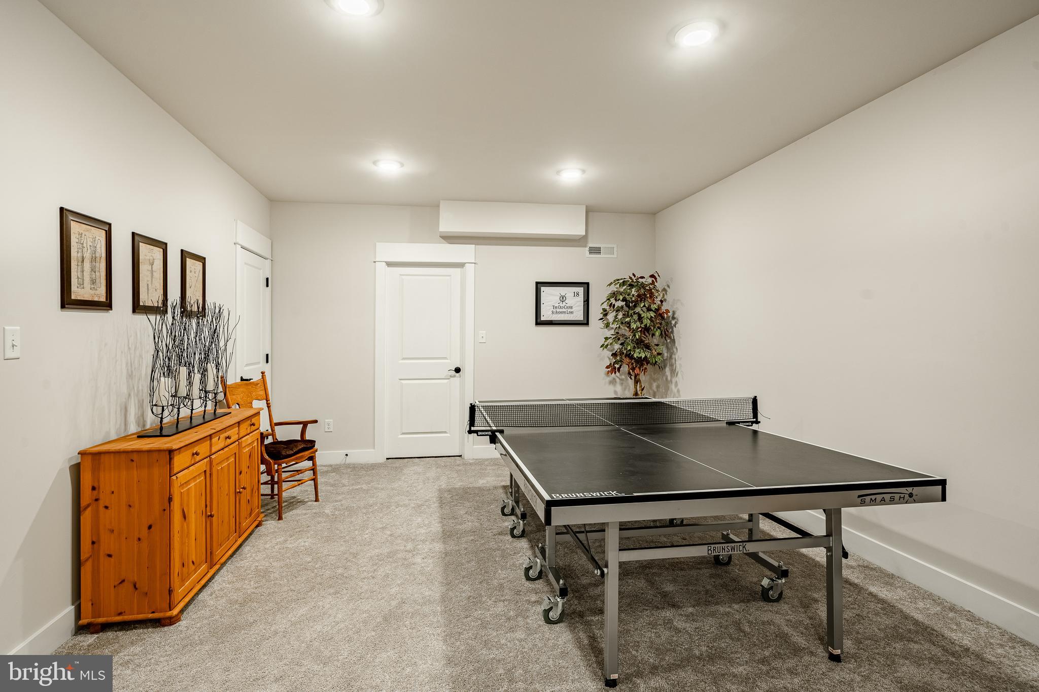 SPRING OAK - Residential