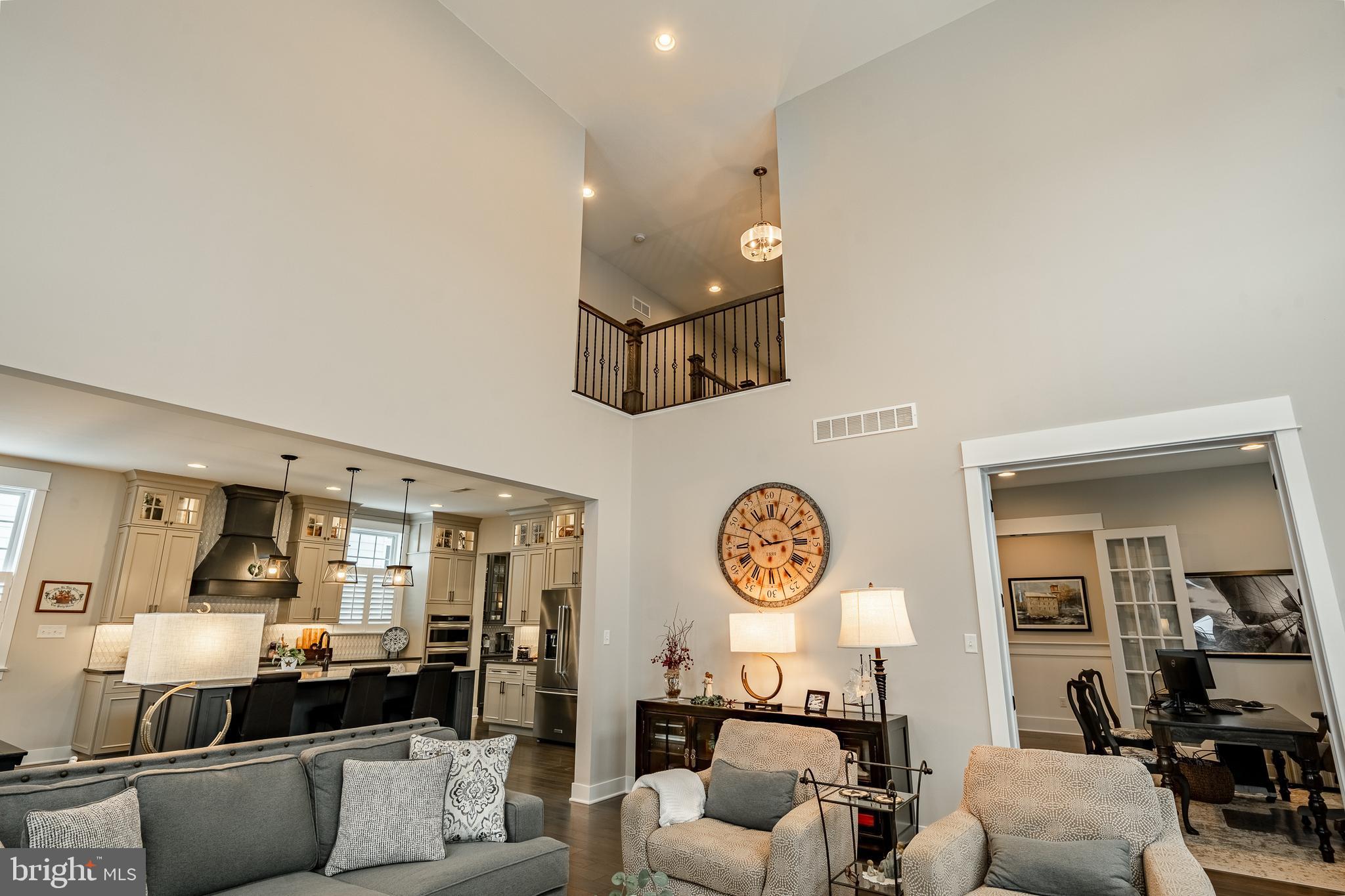 SPRING OAK - Residential