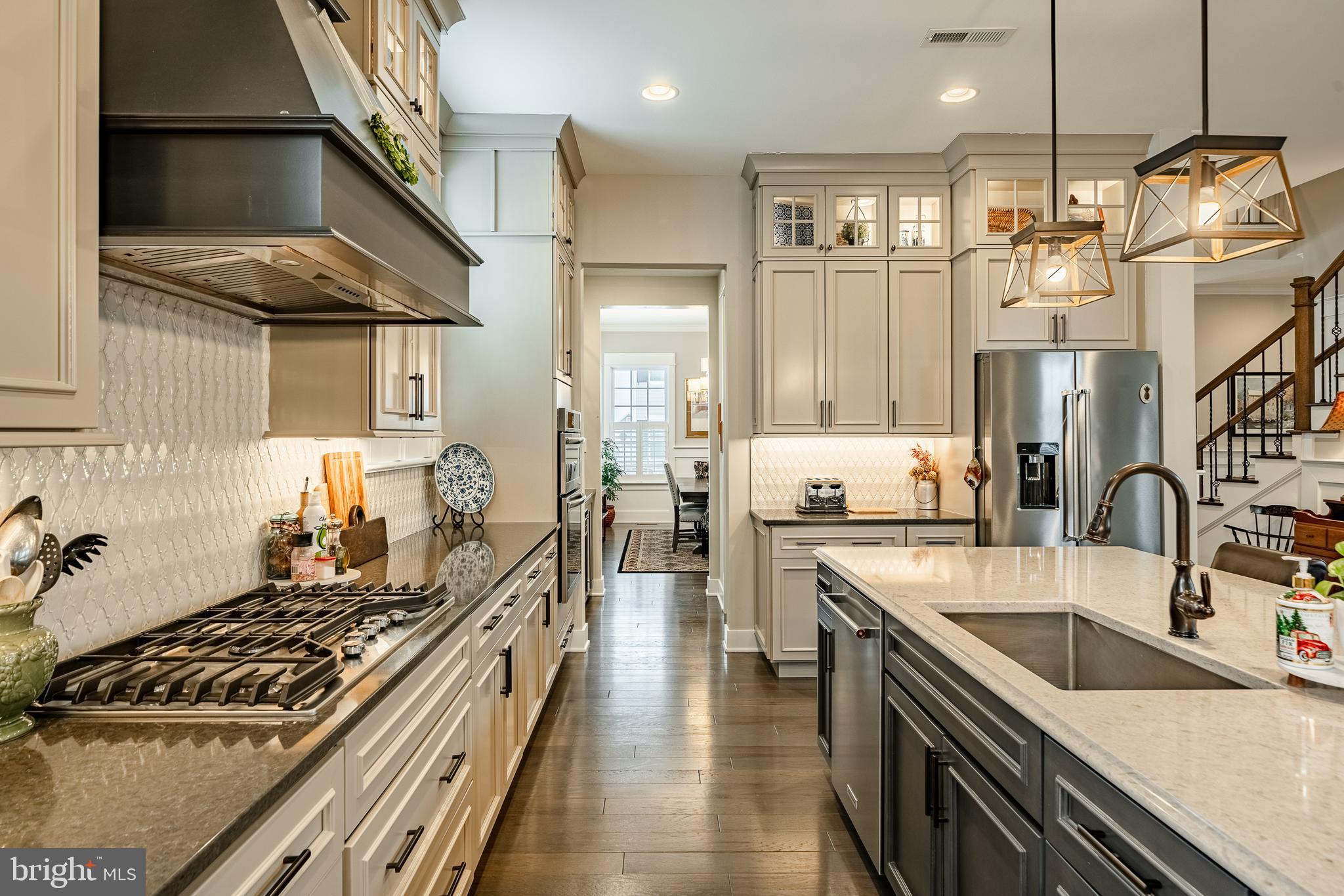 SPRING OAK - Residential