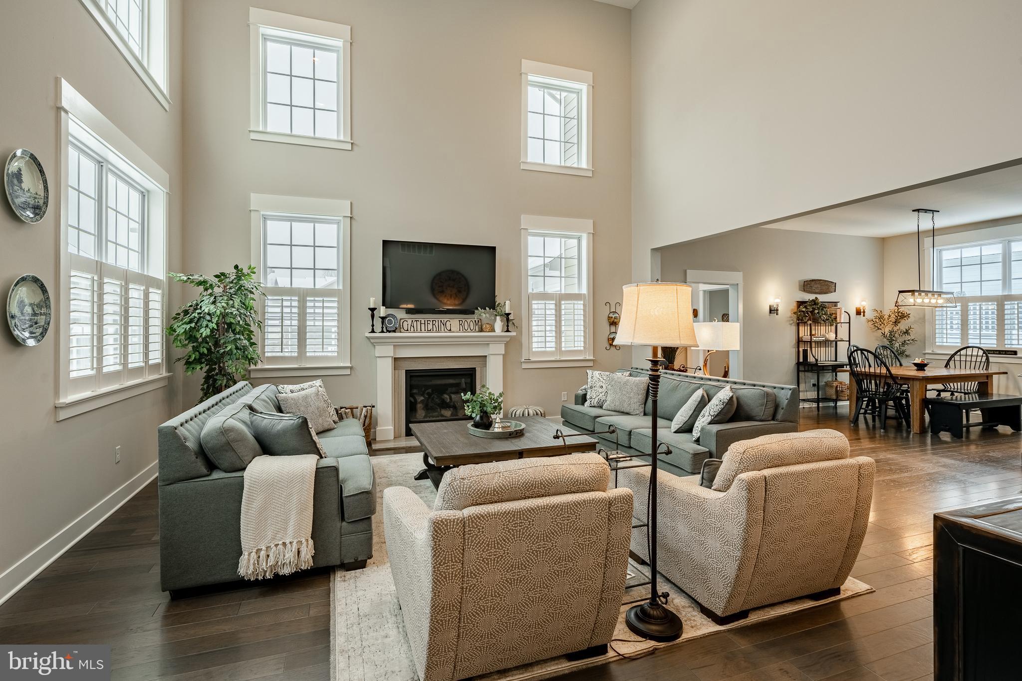 SPRING OAK - Residential