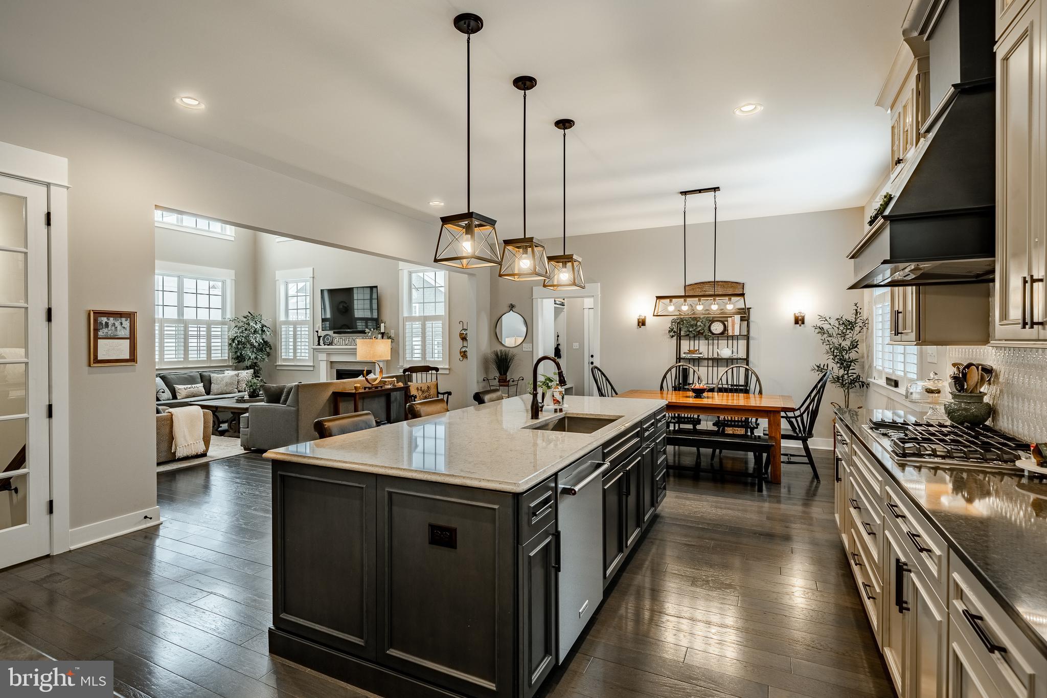 SPRING OAK - Residential