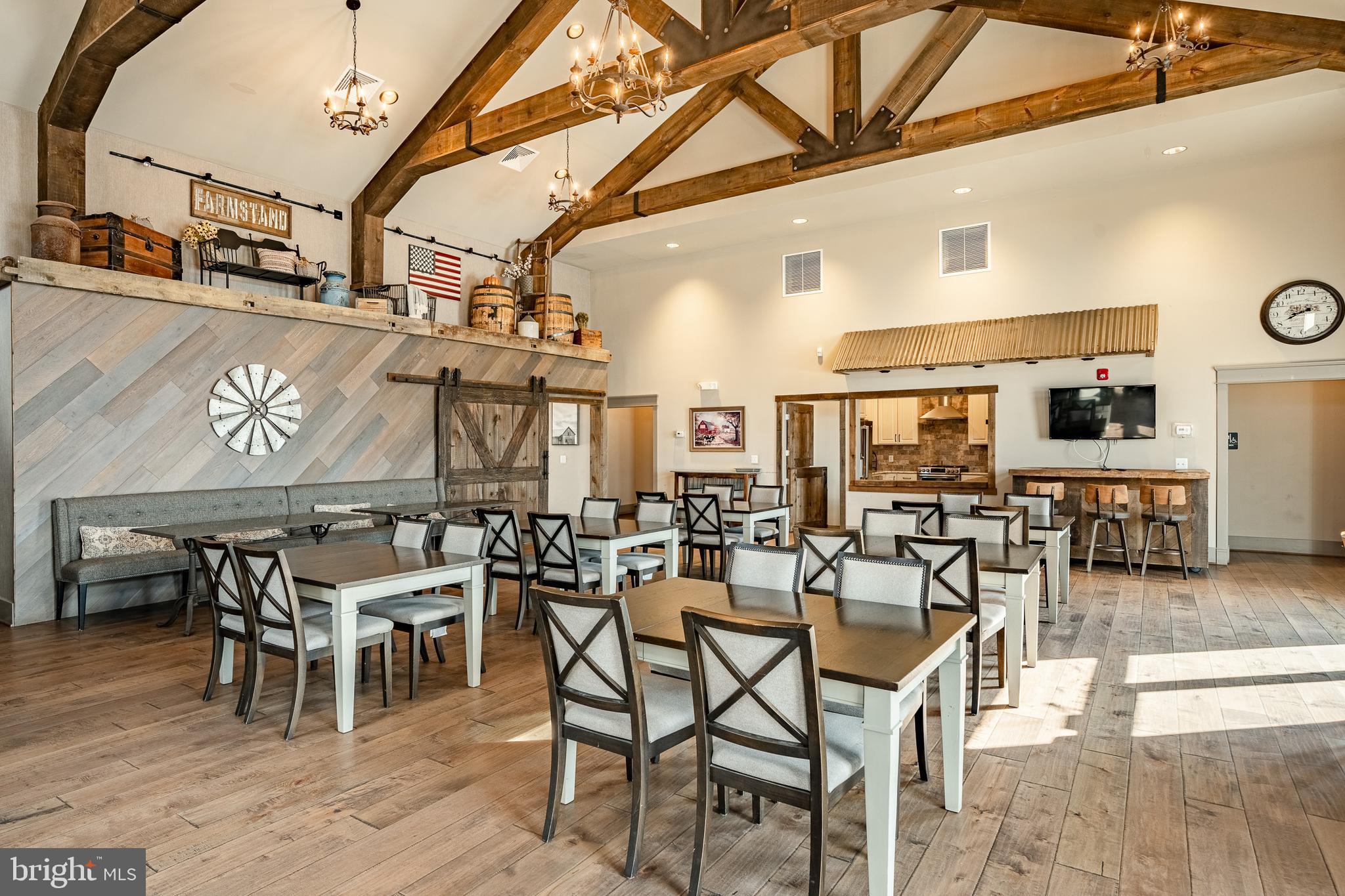 SPRING OAK - Residential