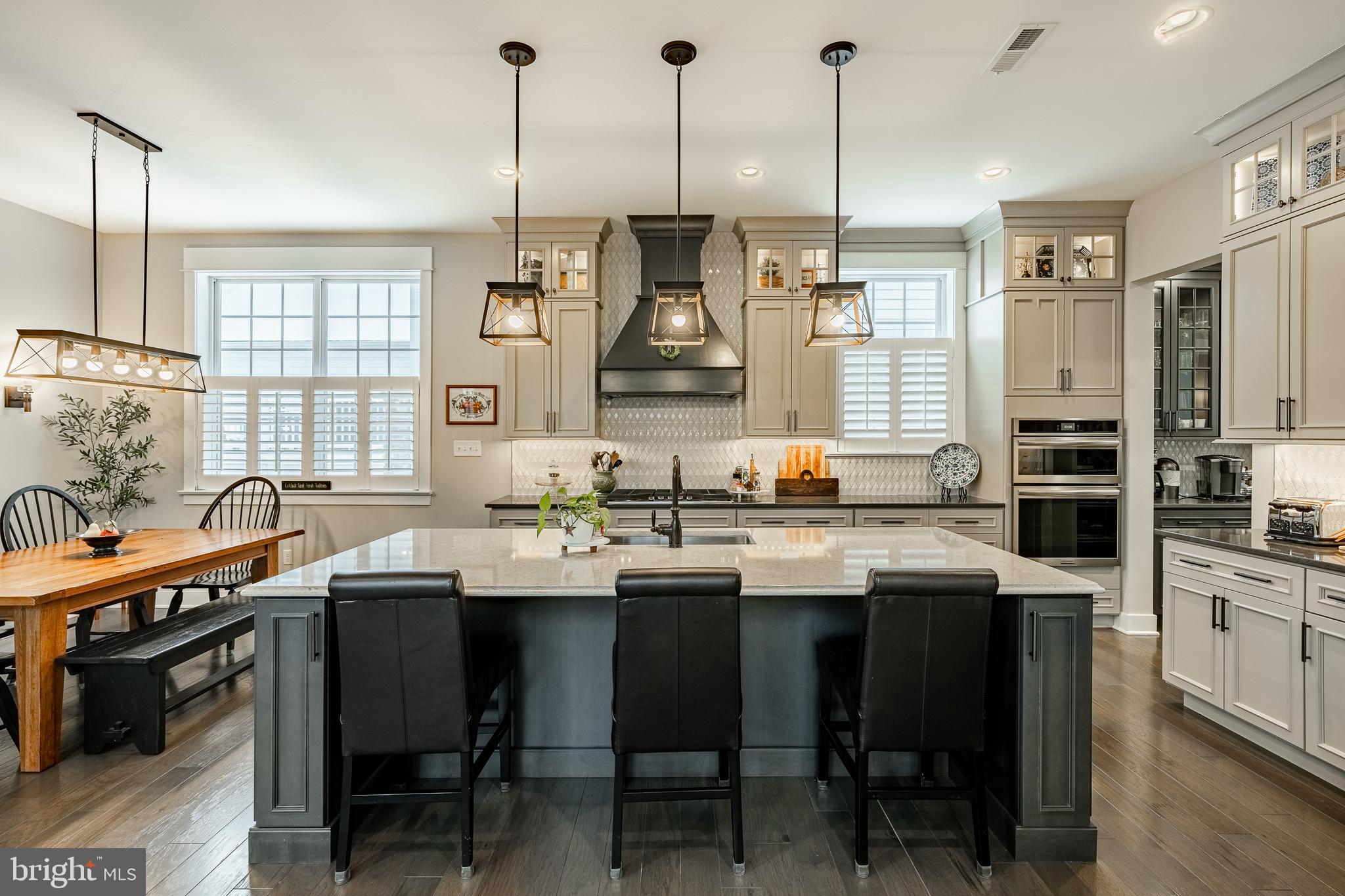 SPRING OAK - Residential