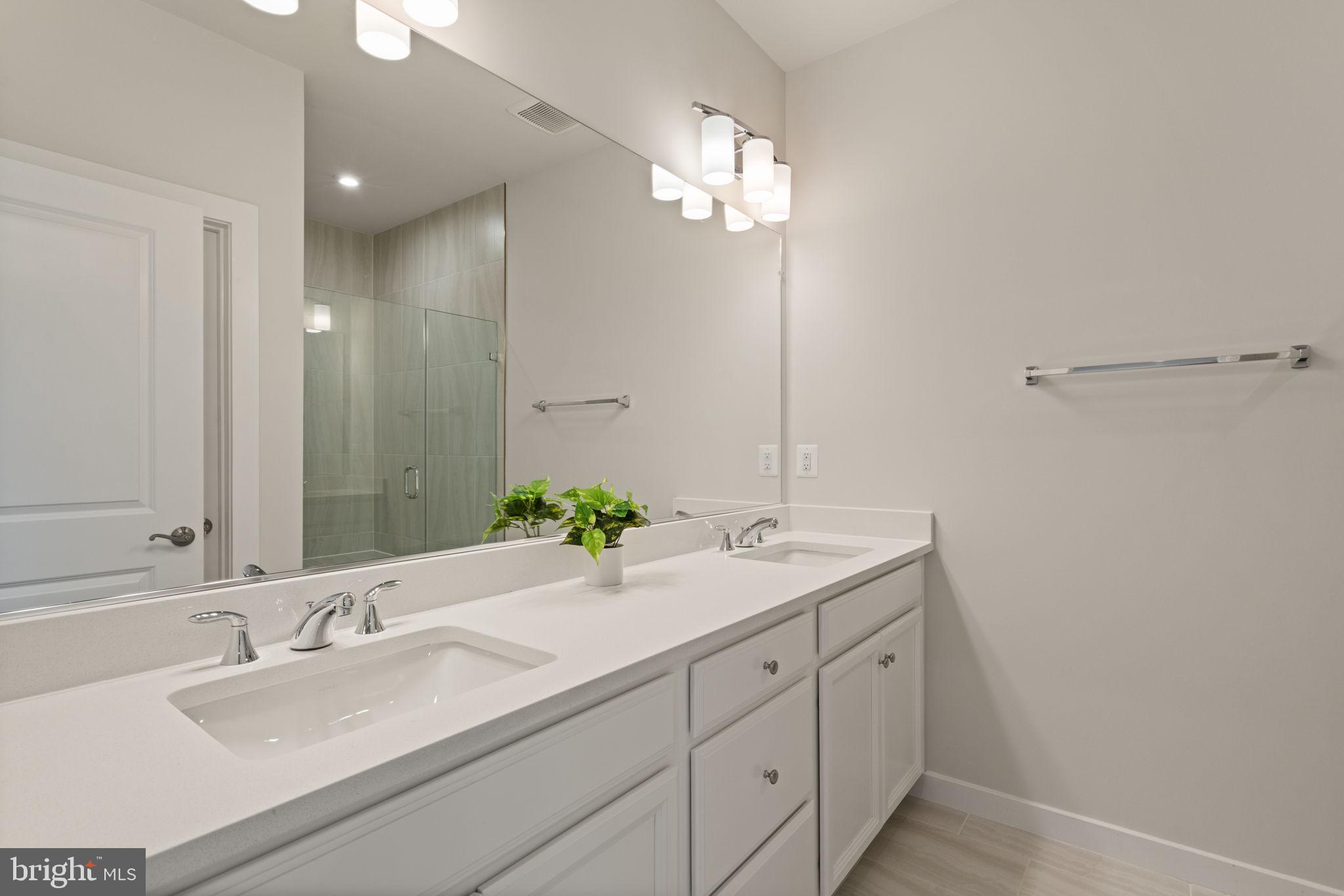 POTOMAC SHORES - Residential