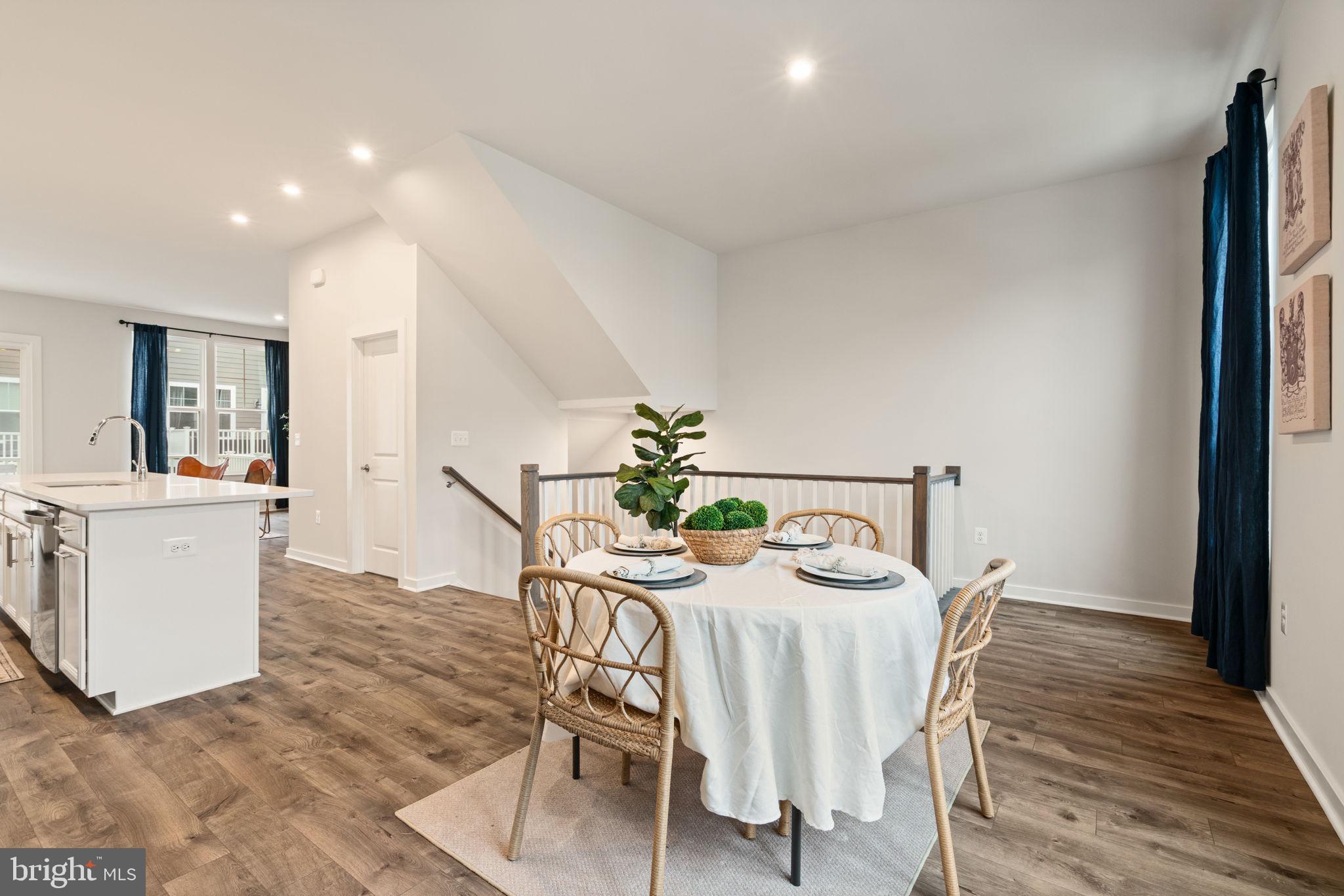 POTOMAC SHORES - Residential