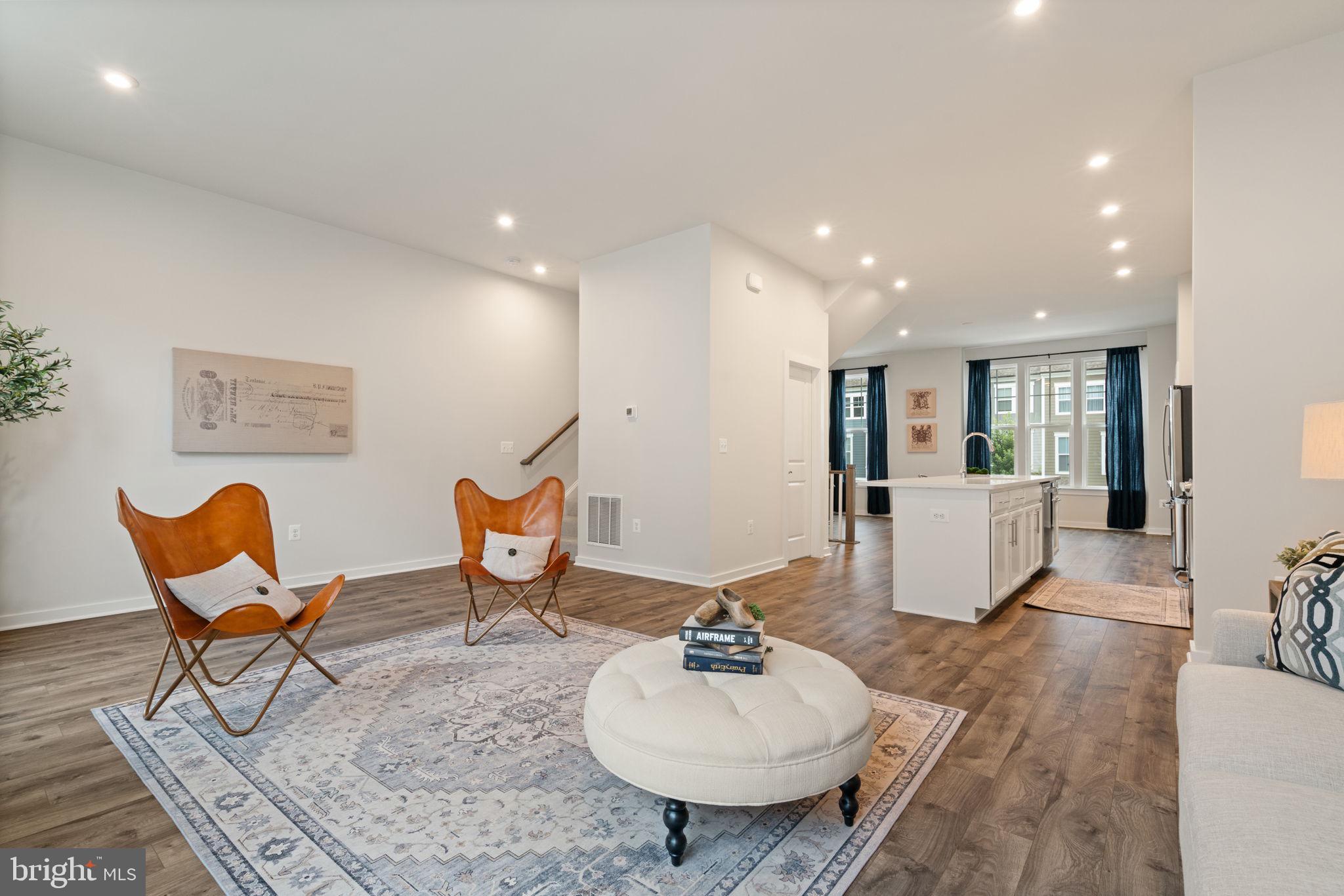 POTOMAC SHORES - Residential