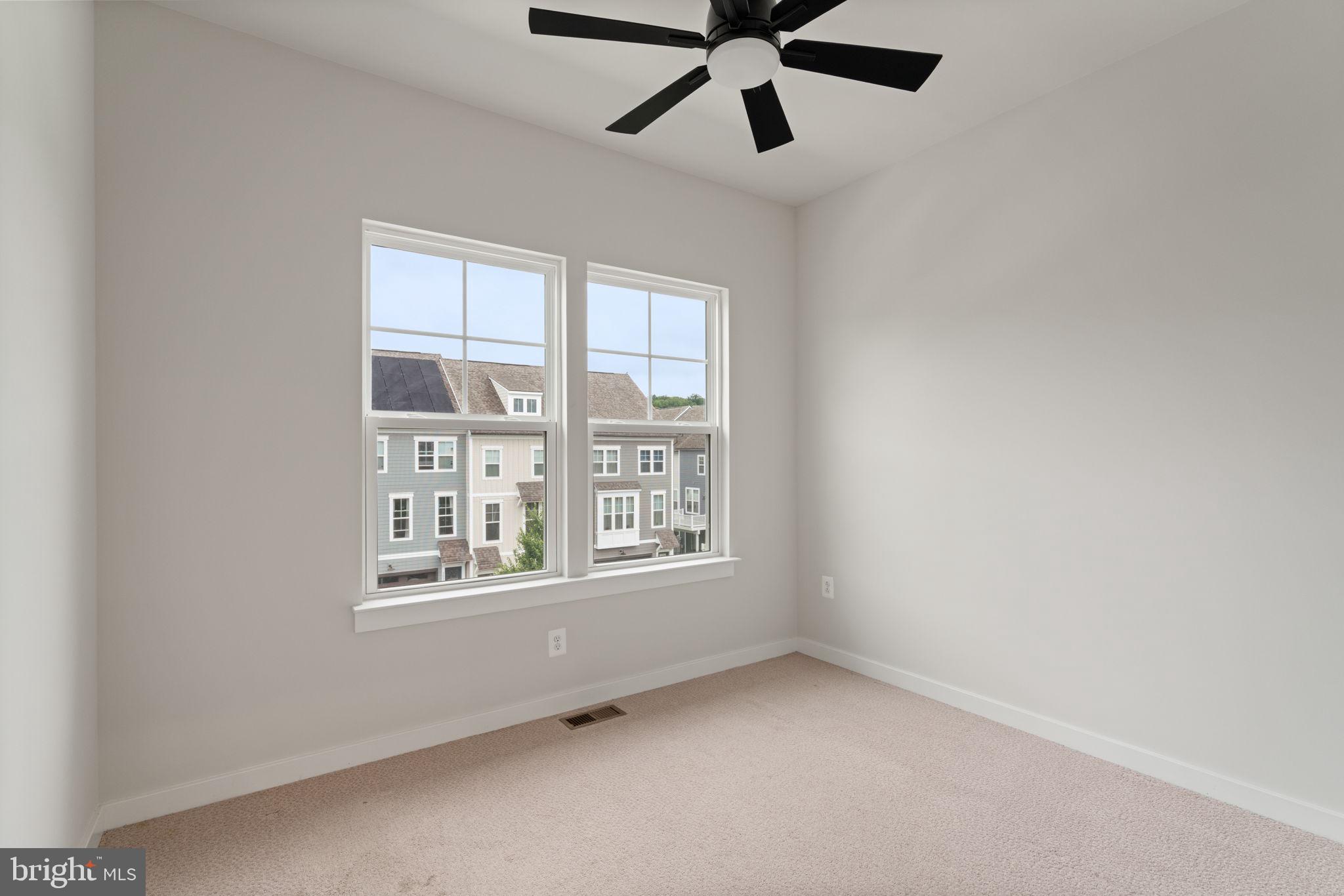 POTOMAC SHORES - Residential