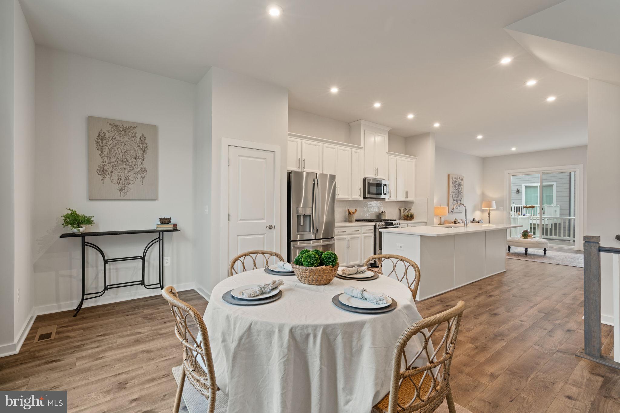 POTOMAC SHORES - Residential