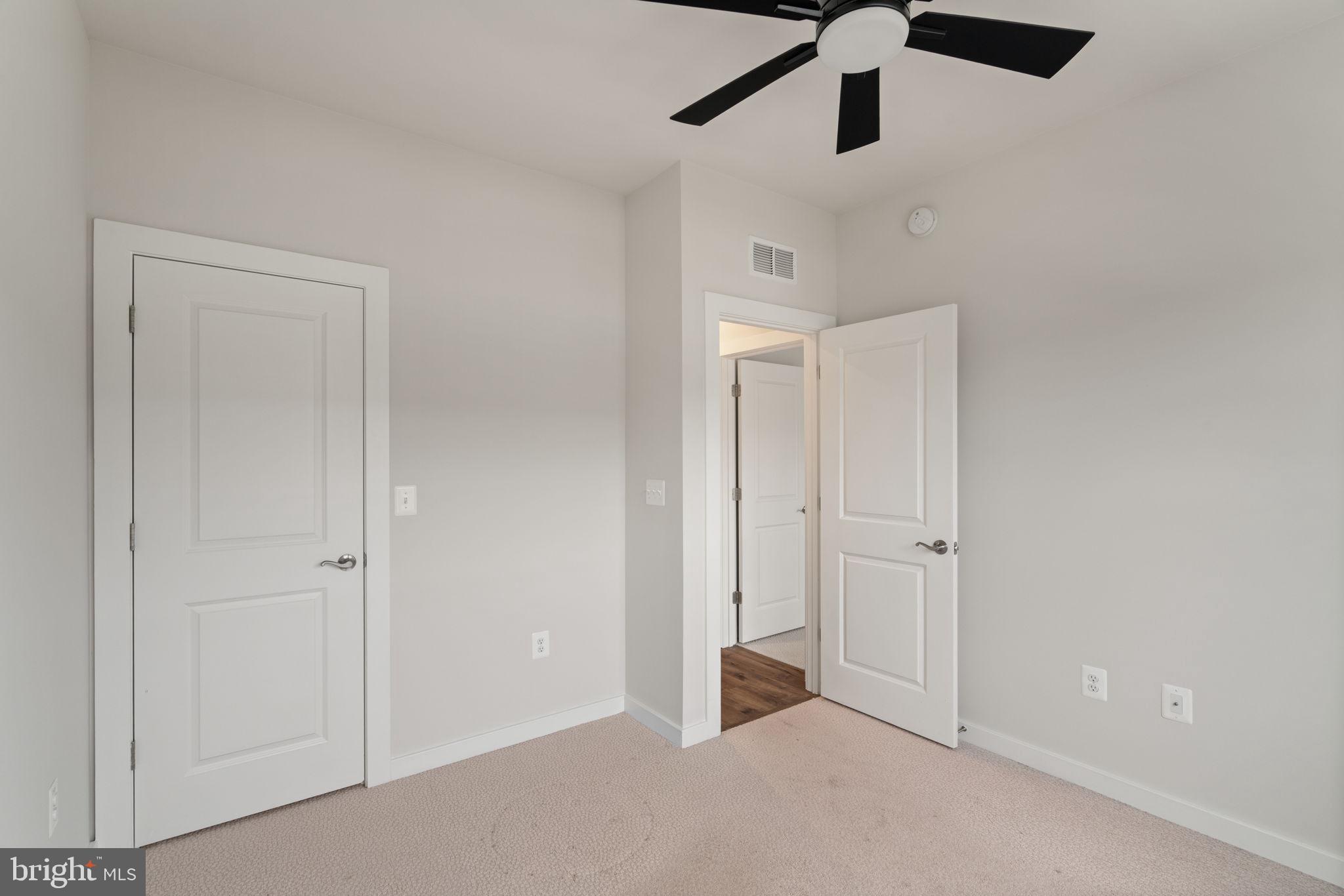 POTOMAC SHORES - Residential