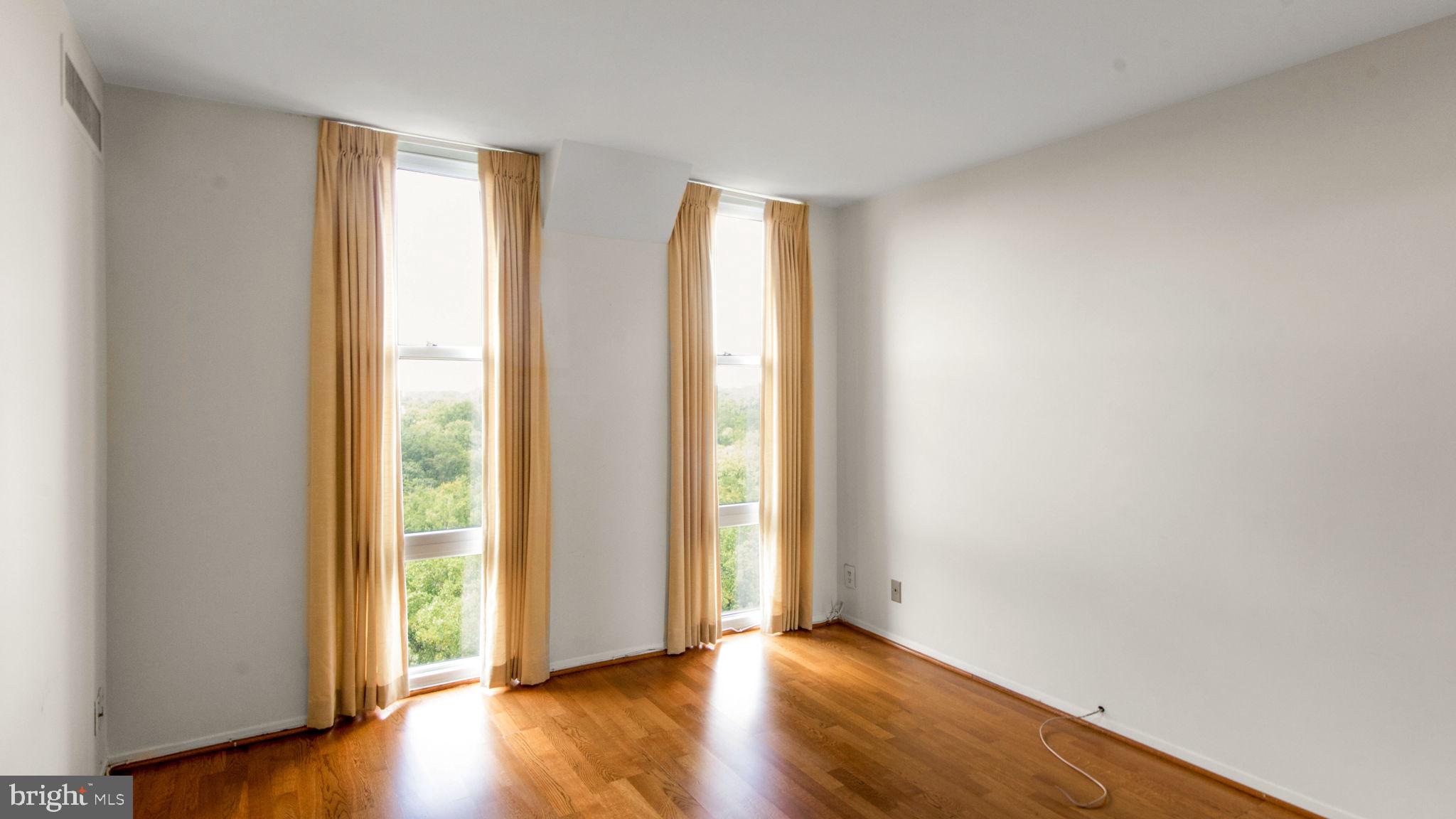 PARKSIDE PLAZA CODM - Residential