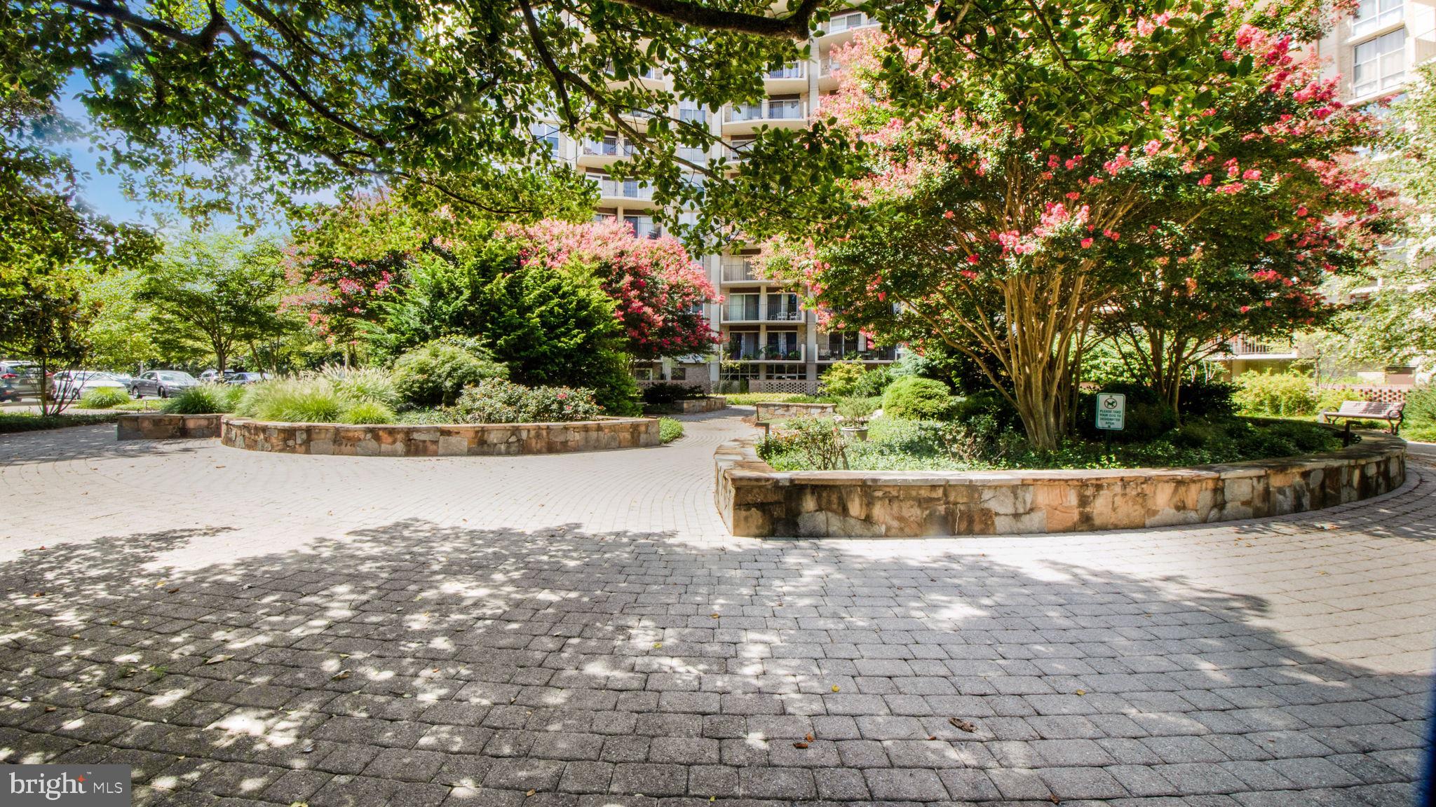 PARKSIDE PLAZA CODM - Residential