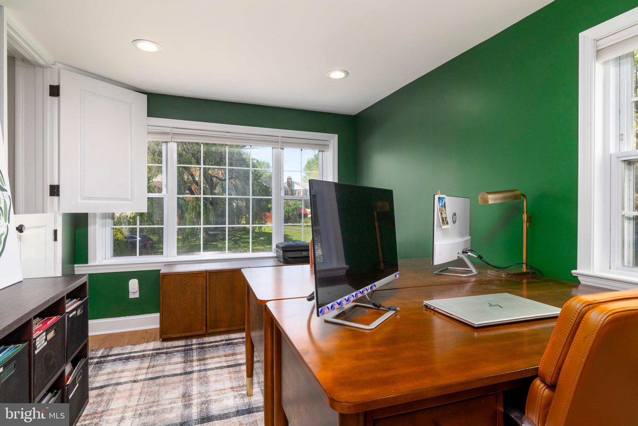 ENFIELD - Residential