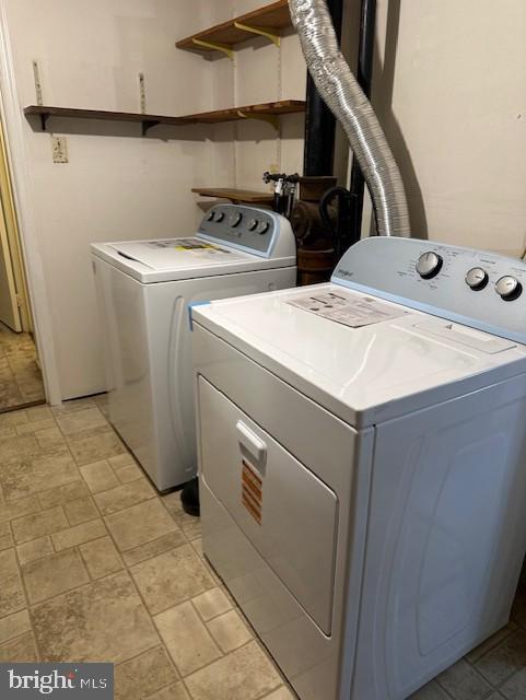 PINEWOOD HILL - Residential Lease