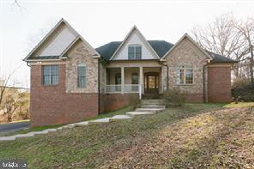 1-Level Living - Beautiful Home - 6 bedrooms - 5 bathrooms - 3550+ sq/ft - Superb Location Within Town Limits - Private - 1+ac lot in town - walking distance to attractions / downtown - the highest grade of builders materials have been put together to build this home - 3-car garage - high ceilings- gas fireplace - tankless water heather - full basement - plenty of luxury to exceed your expectations - Pictures are from a previous listing - property is available immediately