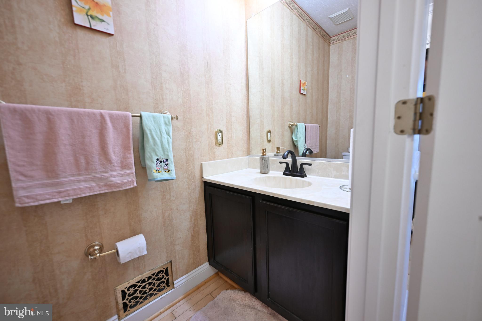 SUNNYFIELD ESTATES - Residential Lease