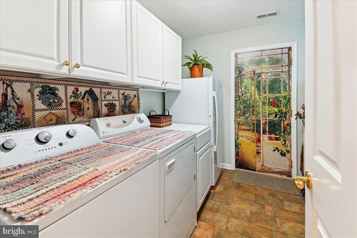 HERITAGE HARBOUR - Residential