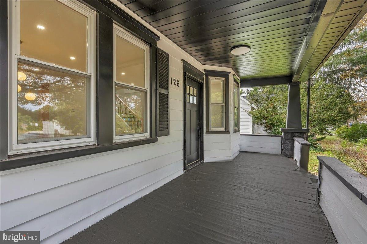 126 KINGS HIGHWAY