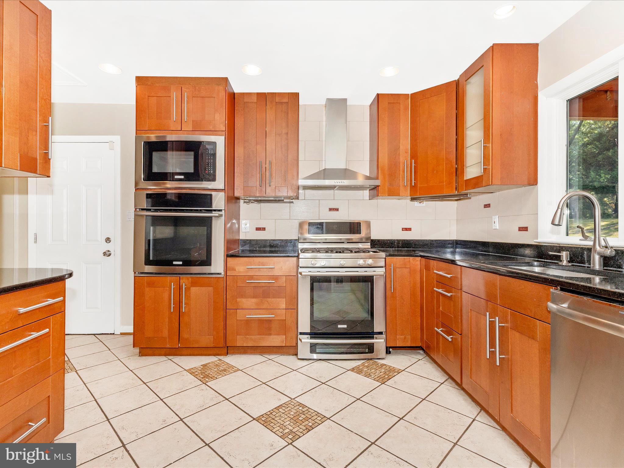 REDLAND ESTATES - Residential