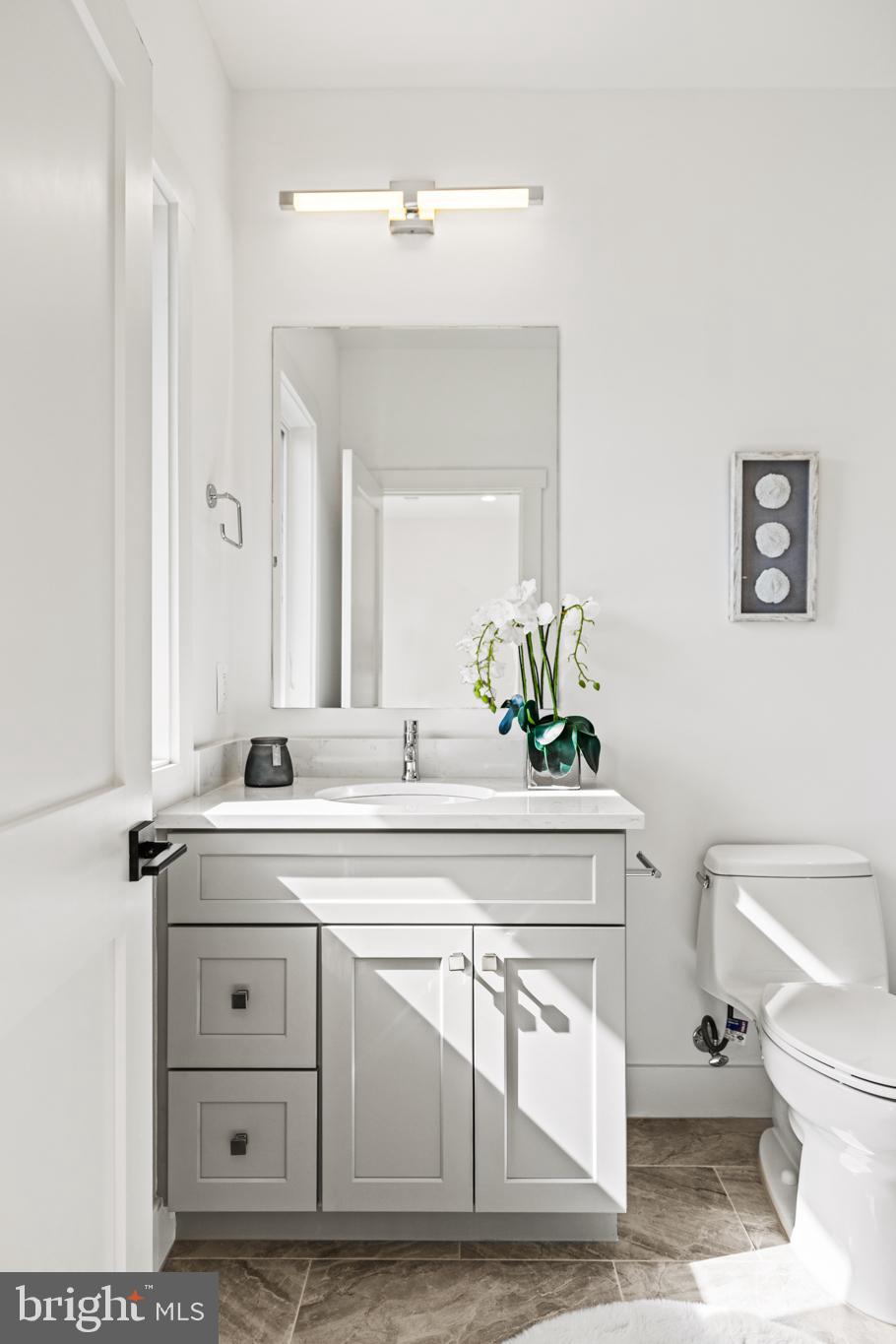 GOLF CLUB MANOR - Residential