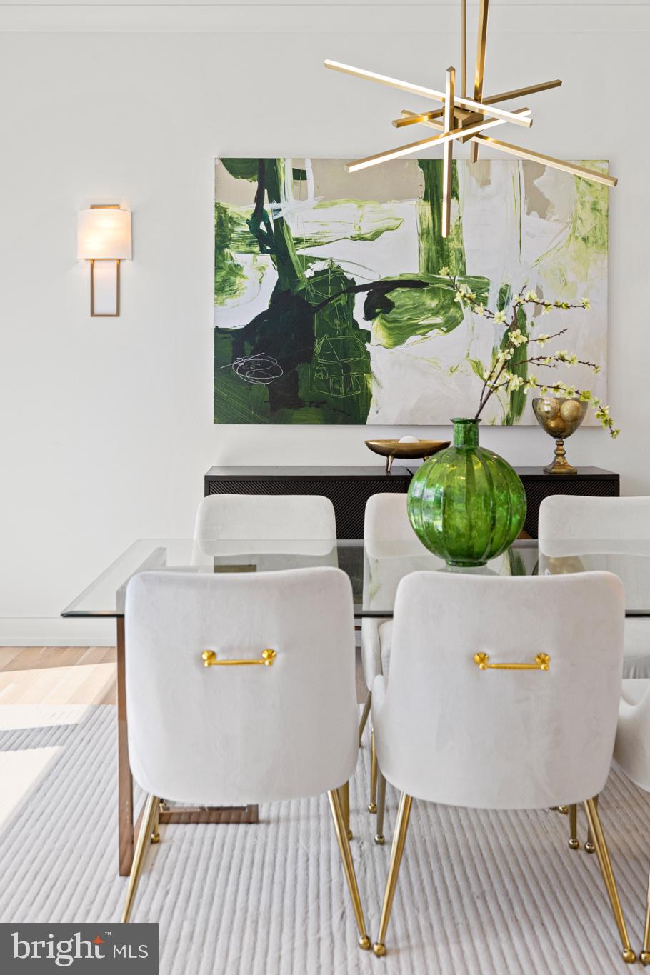 GOLF CLUB MANOR - Residential