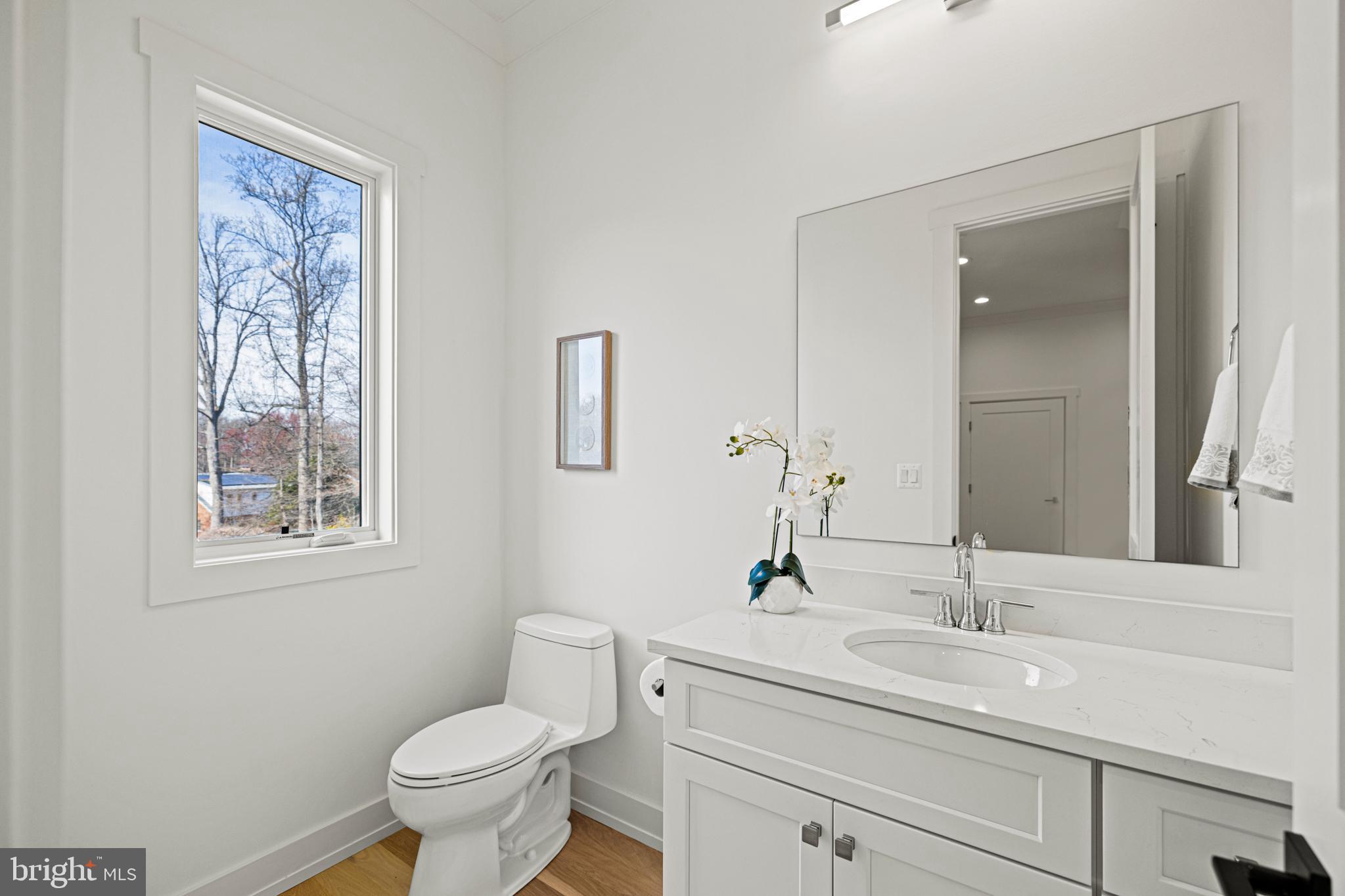 GOLF CLUB MANOR - Residential