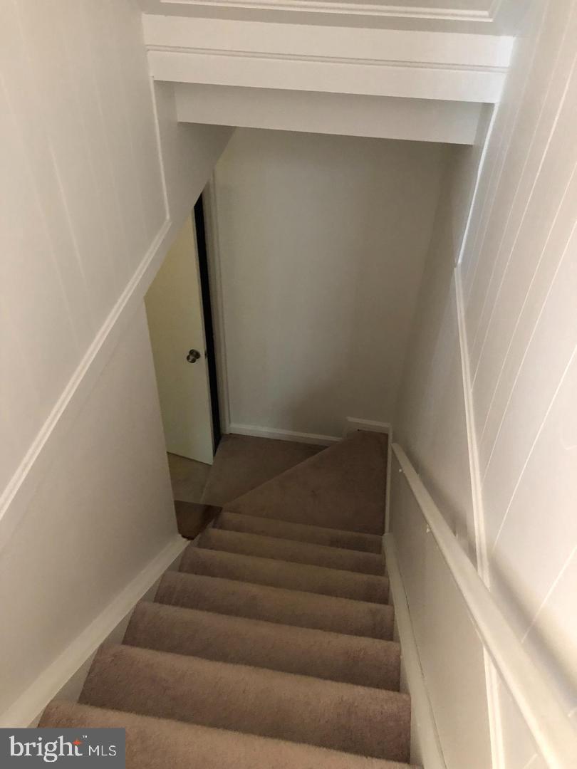 ULMSTEAD GARDENS - Residential Lease