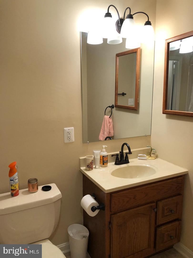 ULMSTEAD GARDENS - Residential Lease